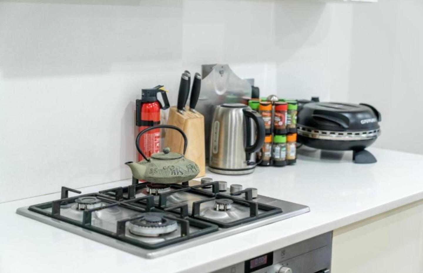 Niru Experience Luxury Boutique Garden 2bd 2ba * Londen