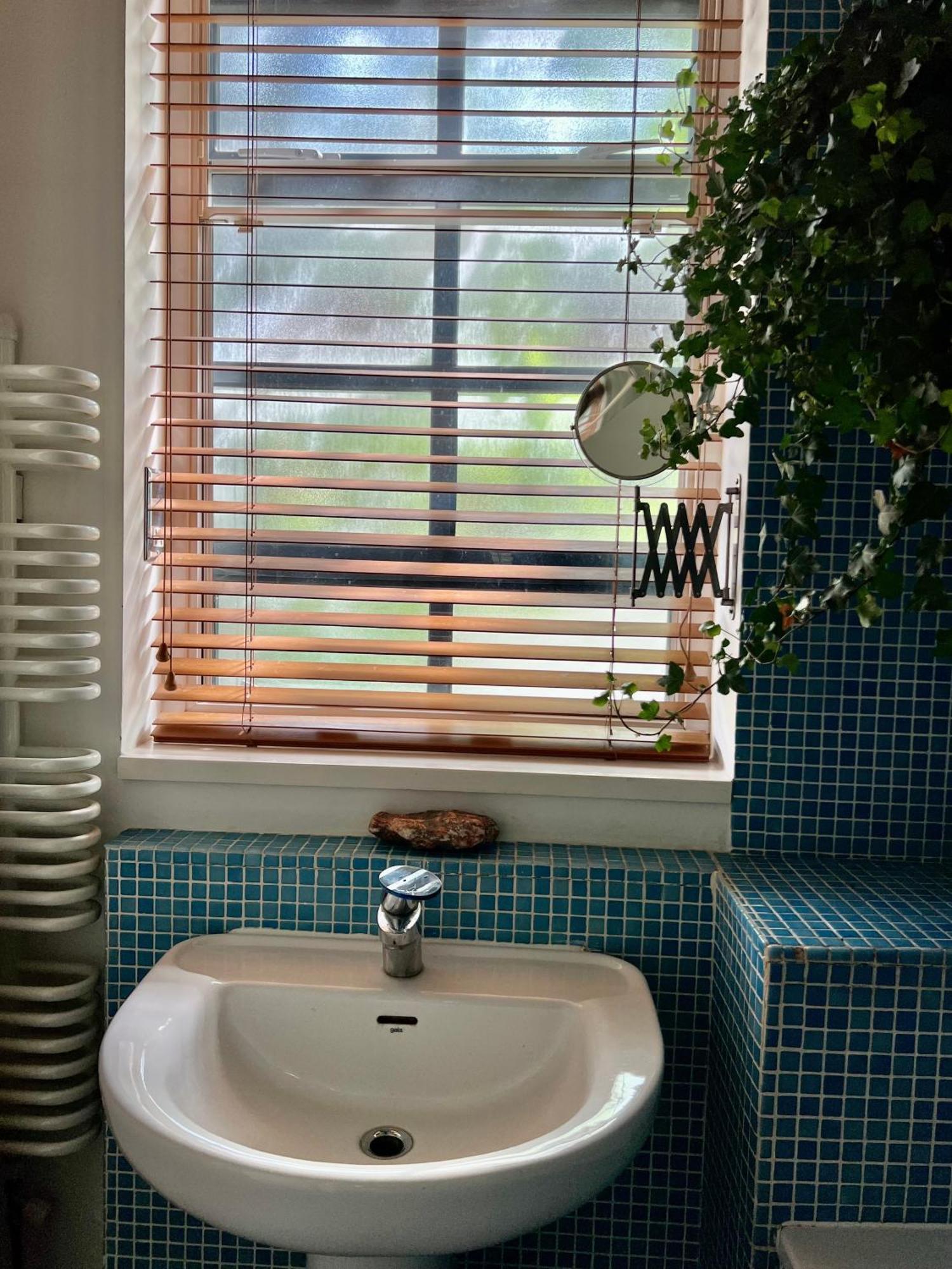 Gasthof Huge For Recharge And Relaxation In Loft With Sauna In London