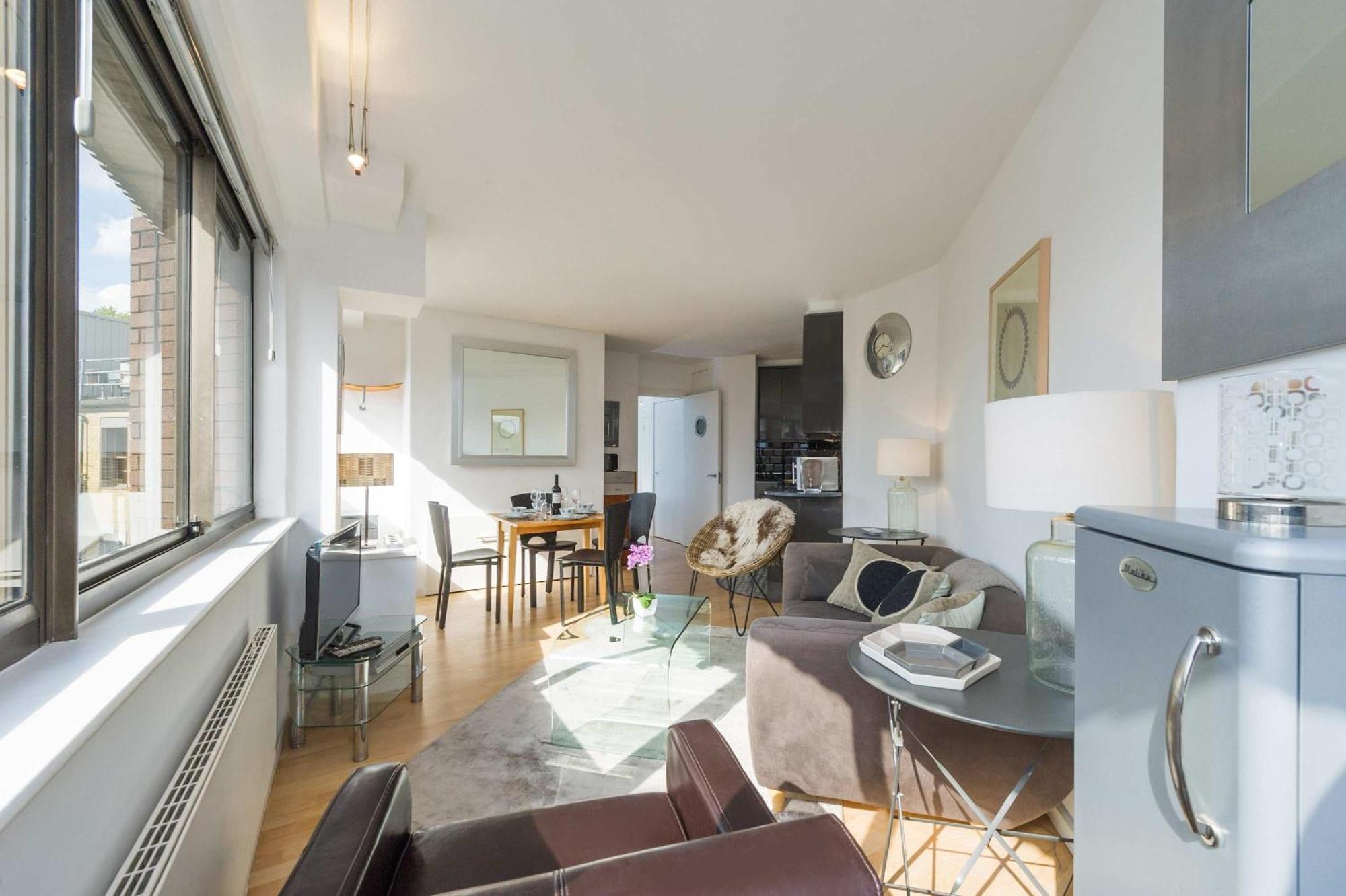 The Snug Spot - Fitzrovia - By Frankie Says Apartment