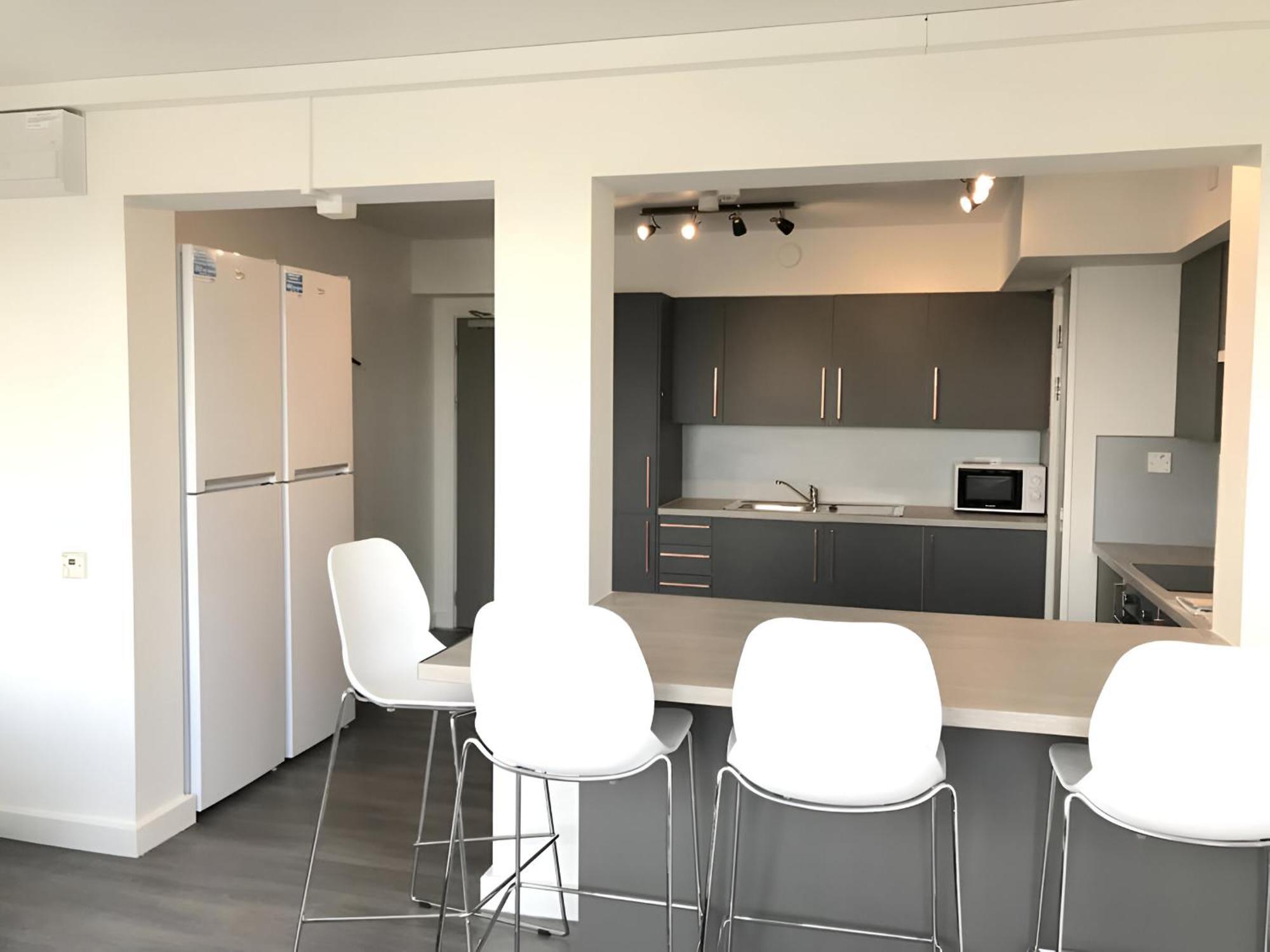 Student Only, Private With Ensuite Bathrooms London