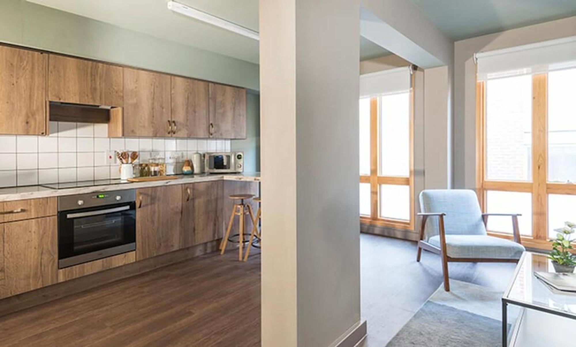 Student Only, Private With Ensuite Bathrooms Apartment London