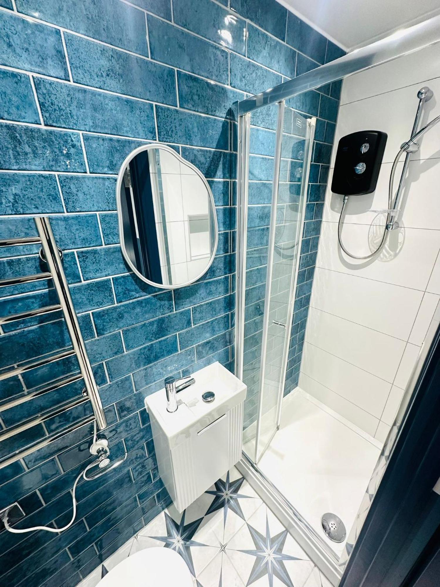 Gasthof Holly B Mini Great Location For Tourist!!! London