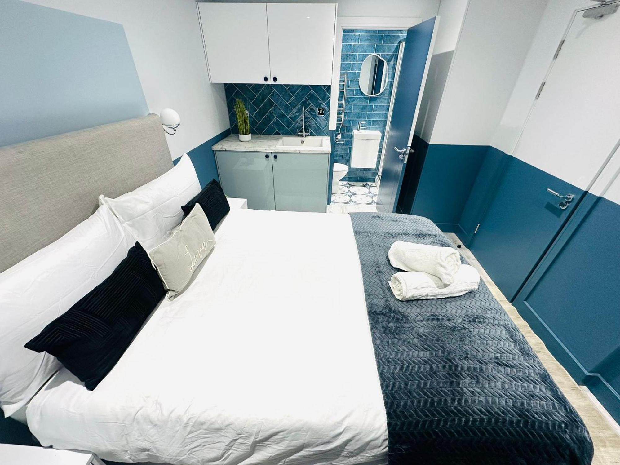 Holly B Mini Great Location For Tourist!!! * London