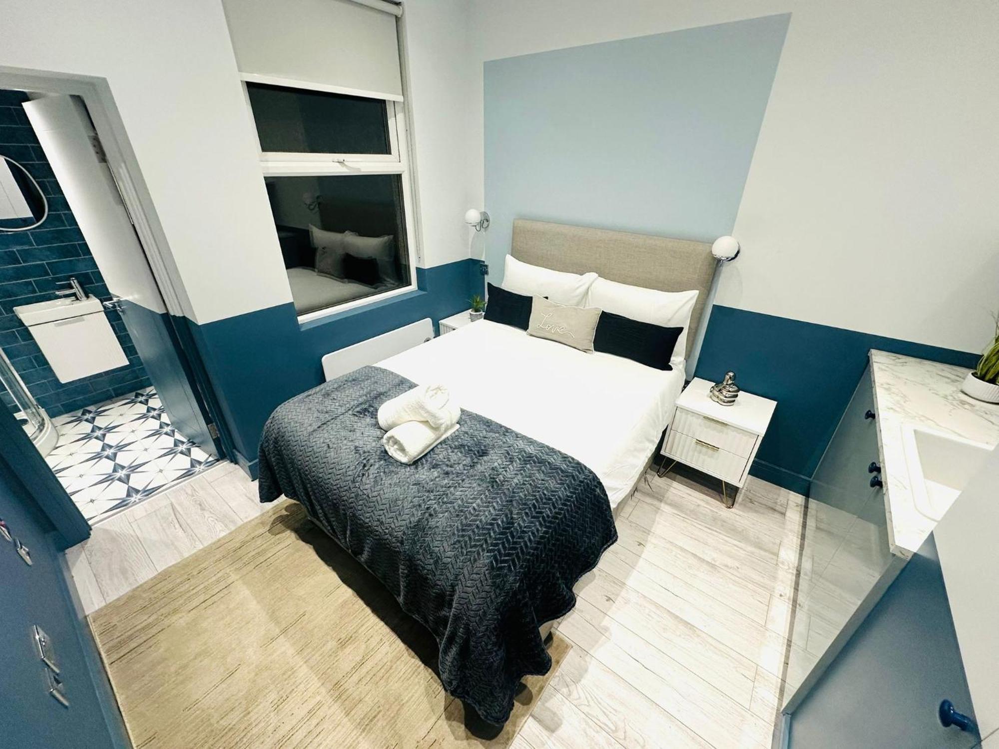 Holly B Mini Great Location For Tourist!!! Gasthof *