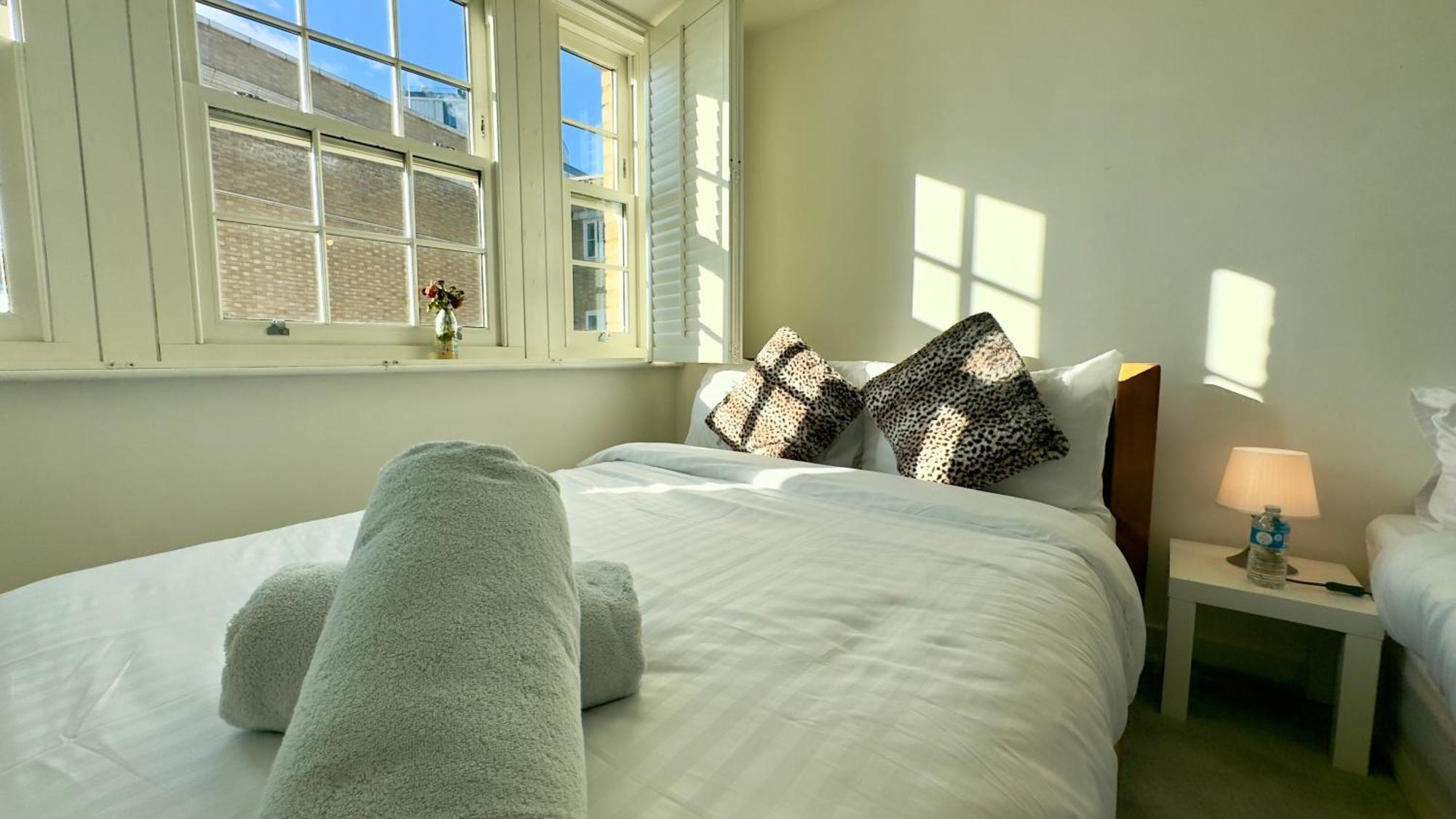 Marble Arch By Al Faisal Apartment London