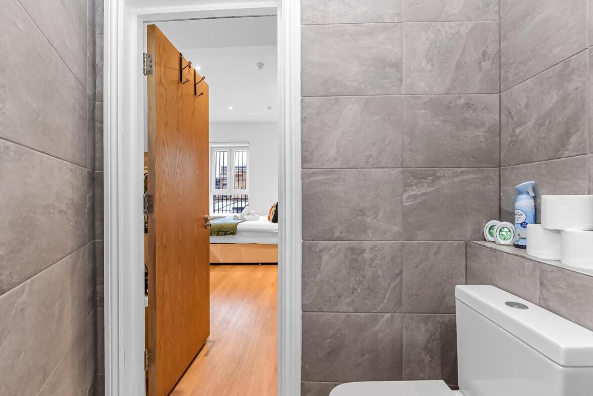 Cute & Compact - Petite With Style! Appartement Londen