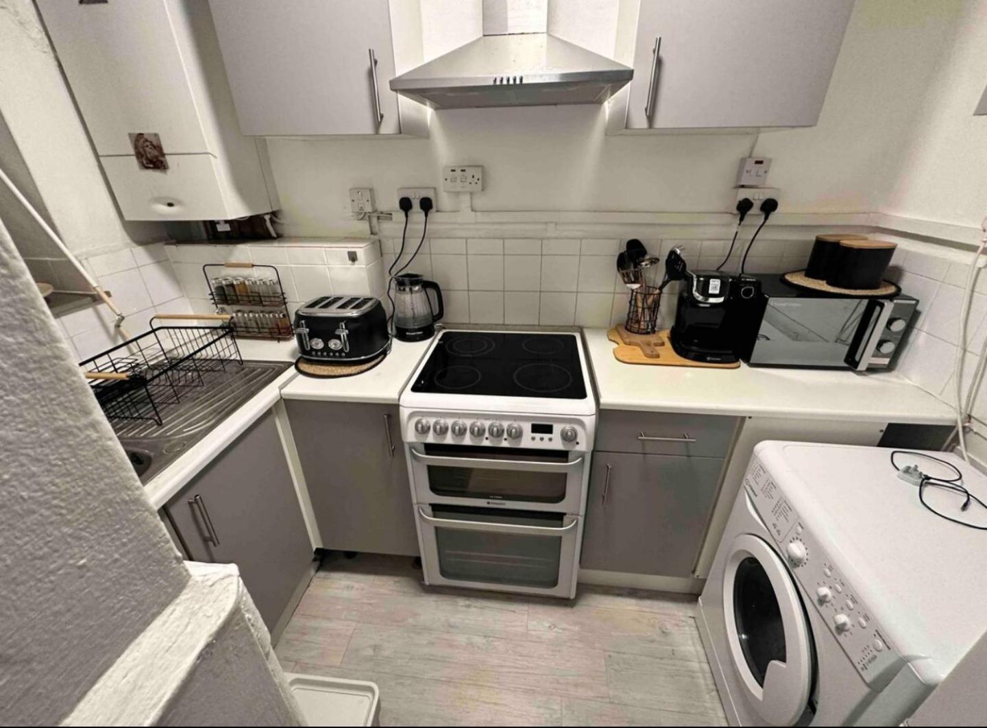 Greenwich Apartment