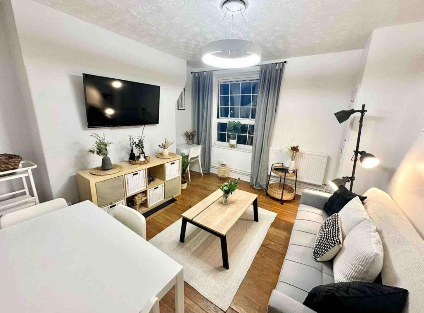 Greenwich Apartment London