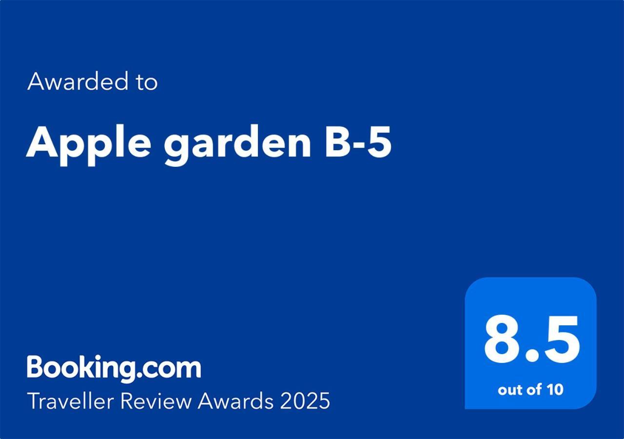 Apartment Apple Garden B-5