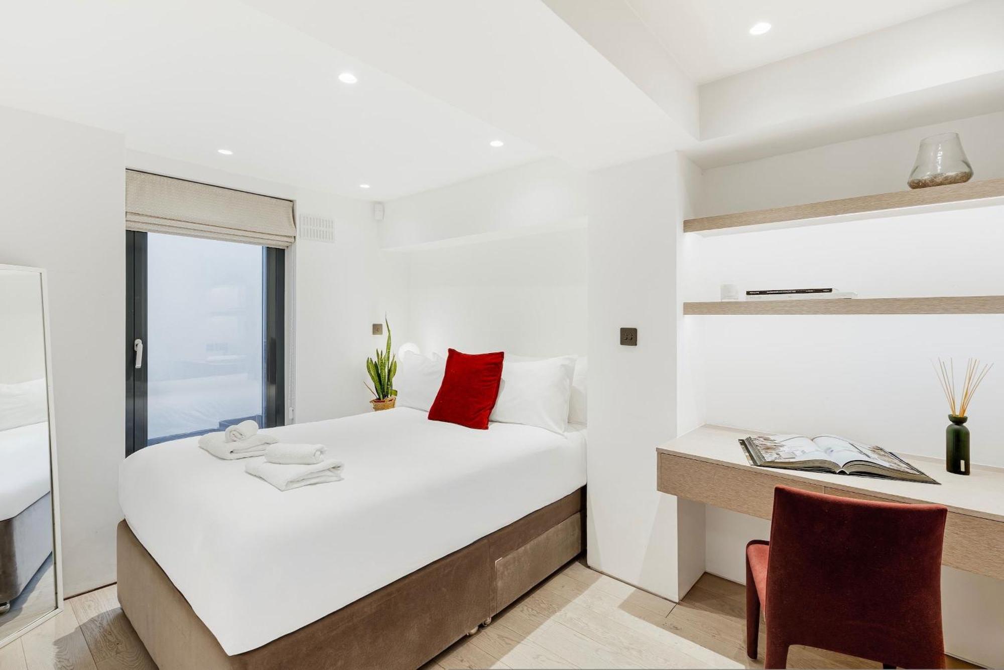 Maddox Street Apartment London