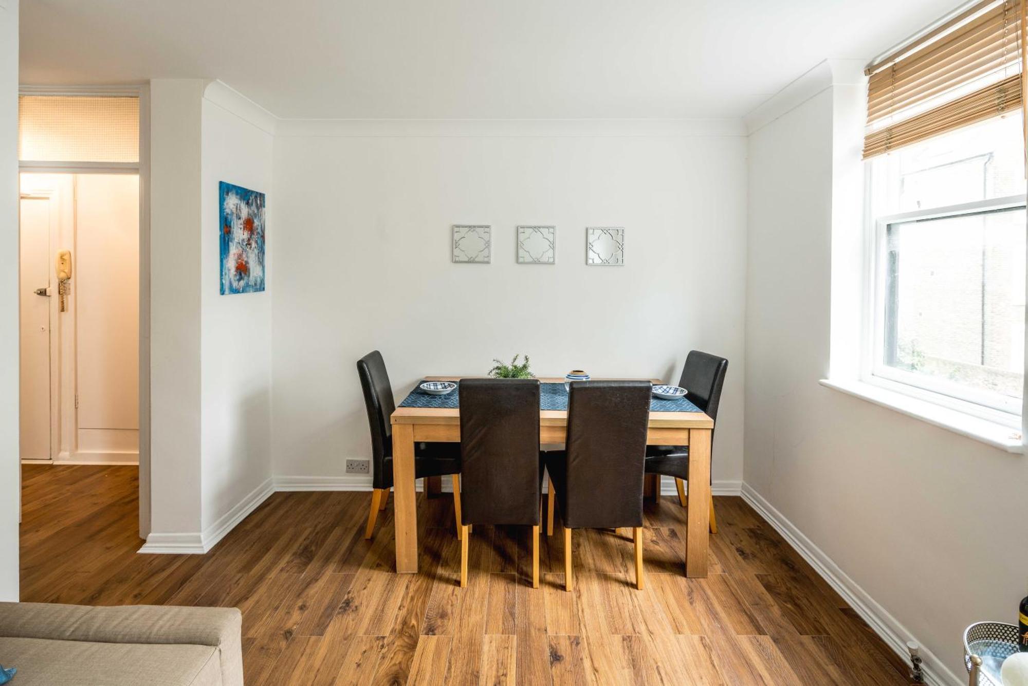 Beautiful 2-bed, 2 Bathrooms Flat In Zone 1, - Just Minutes Walk To High Street Kensington, Earls Court, Hyde Park Apartamento *
