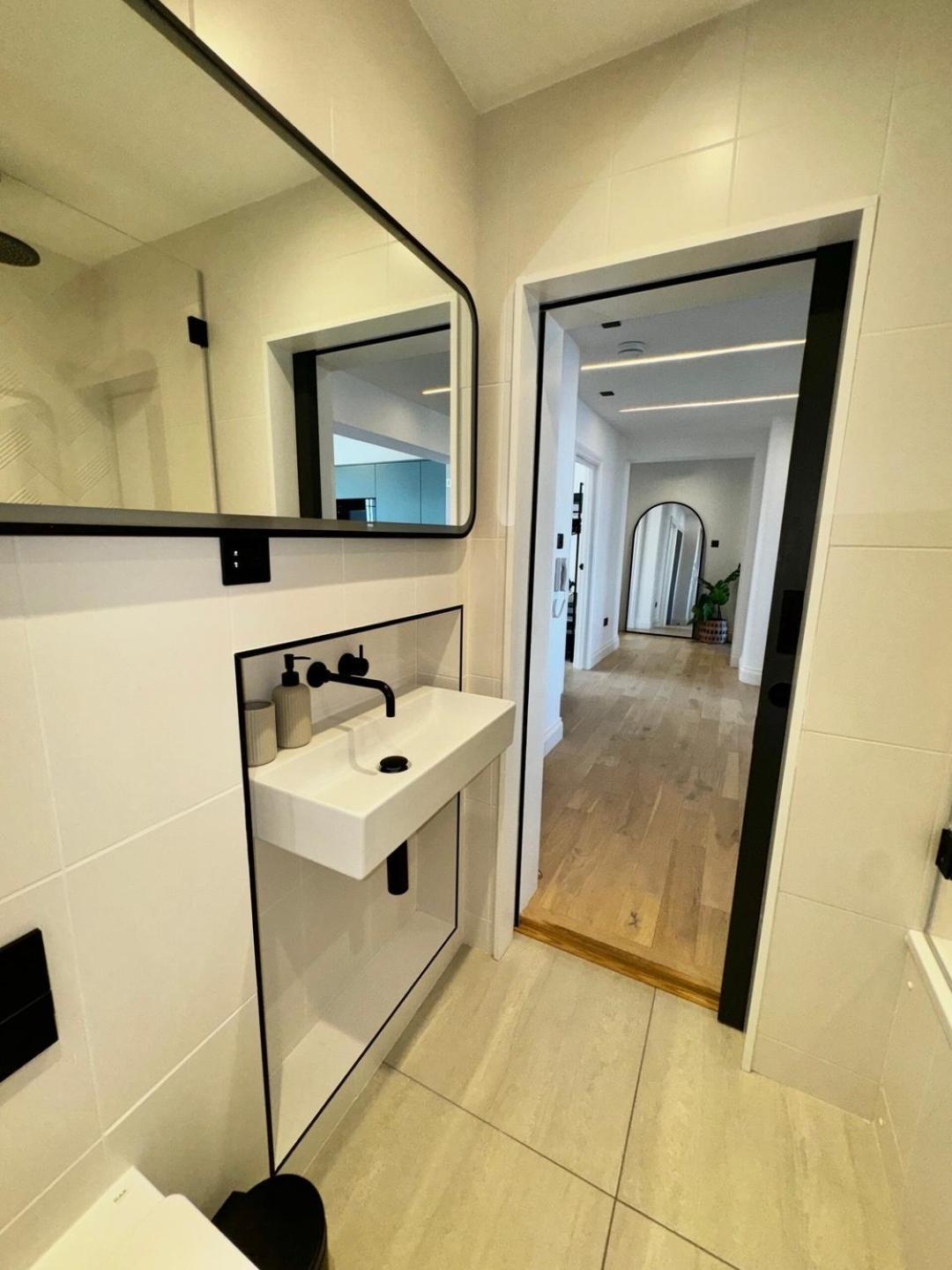 Newly Refurbished W/ River Views Apartamento Londres