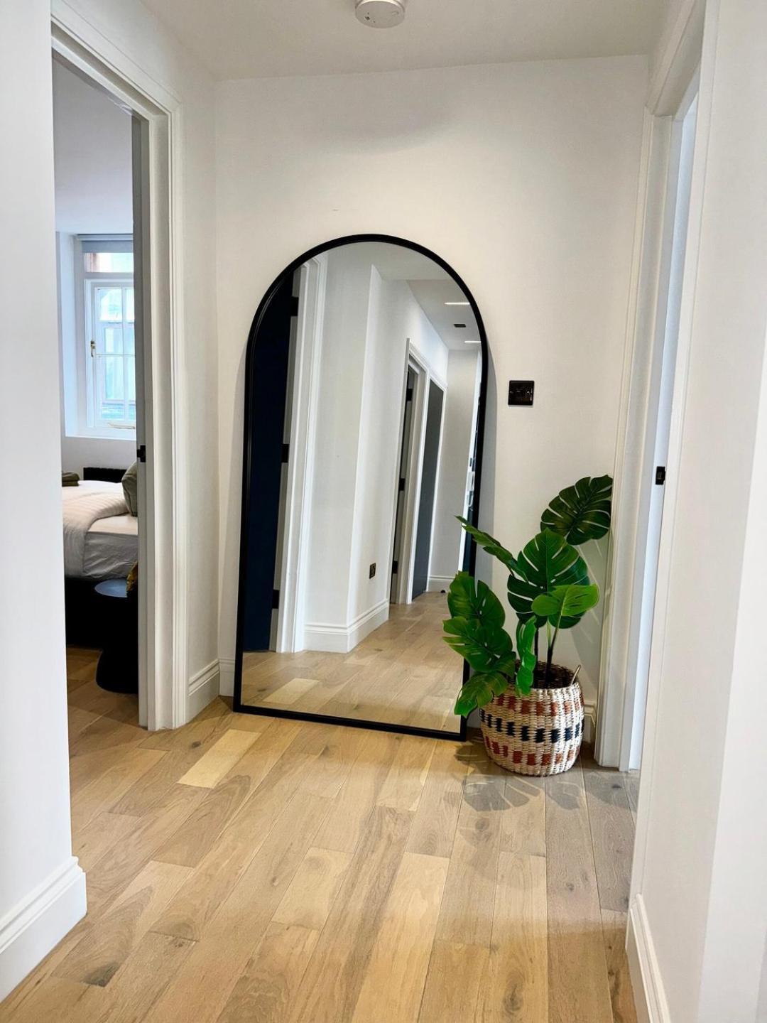 Newly Refurbished W/ River Views Apartamento