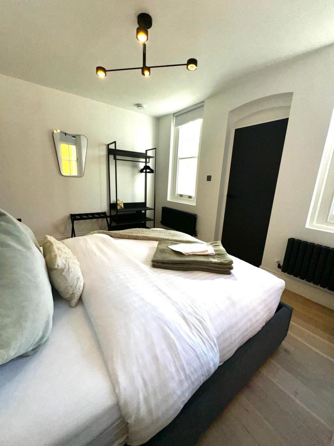 Newly Refurbished W/ River Views Apartamento Londres