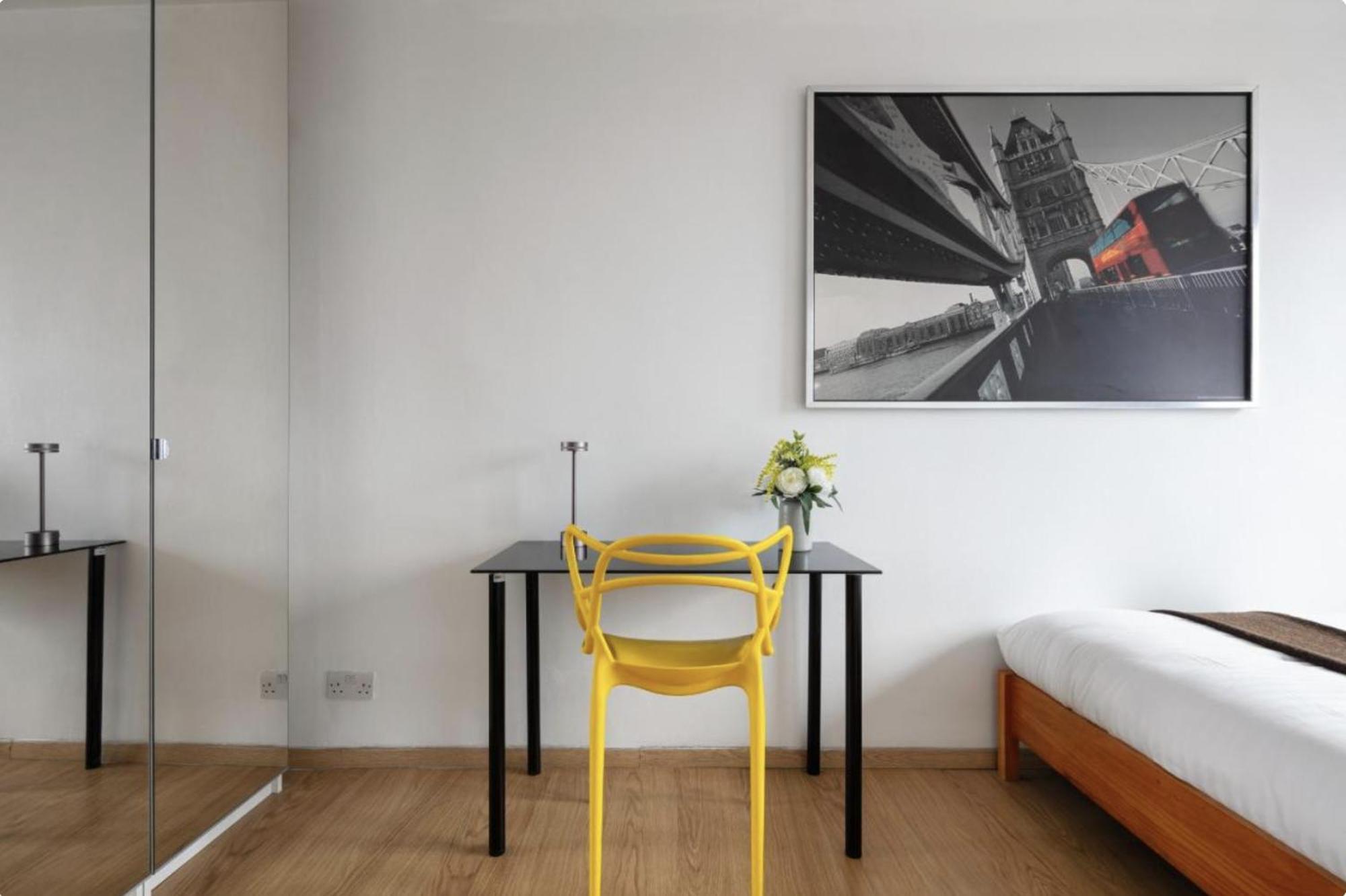 View Hackney High End 3-bedroom Flat Apartment *