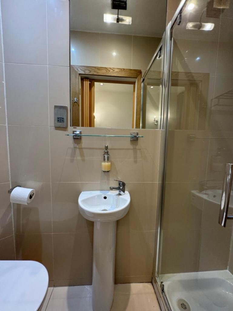 The Paramount 3* London