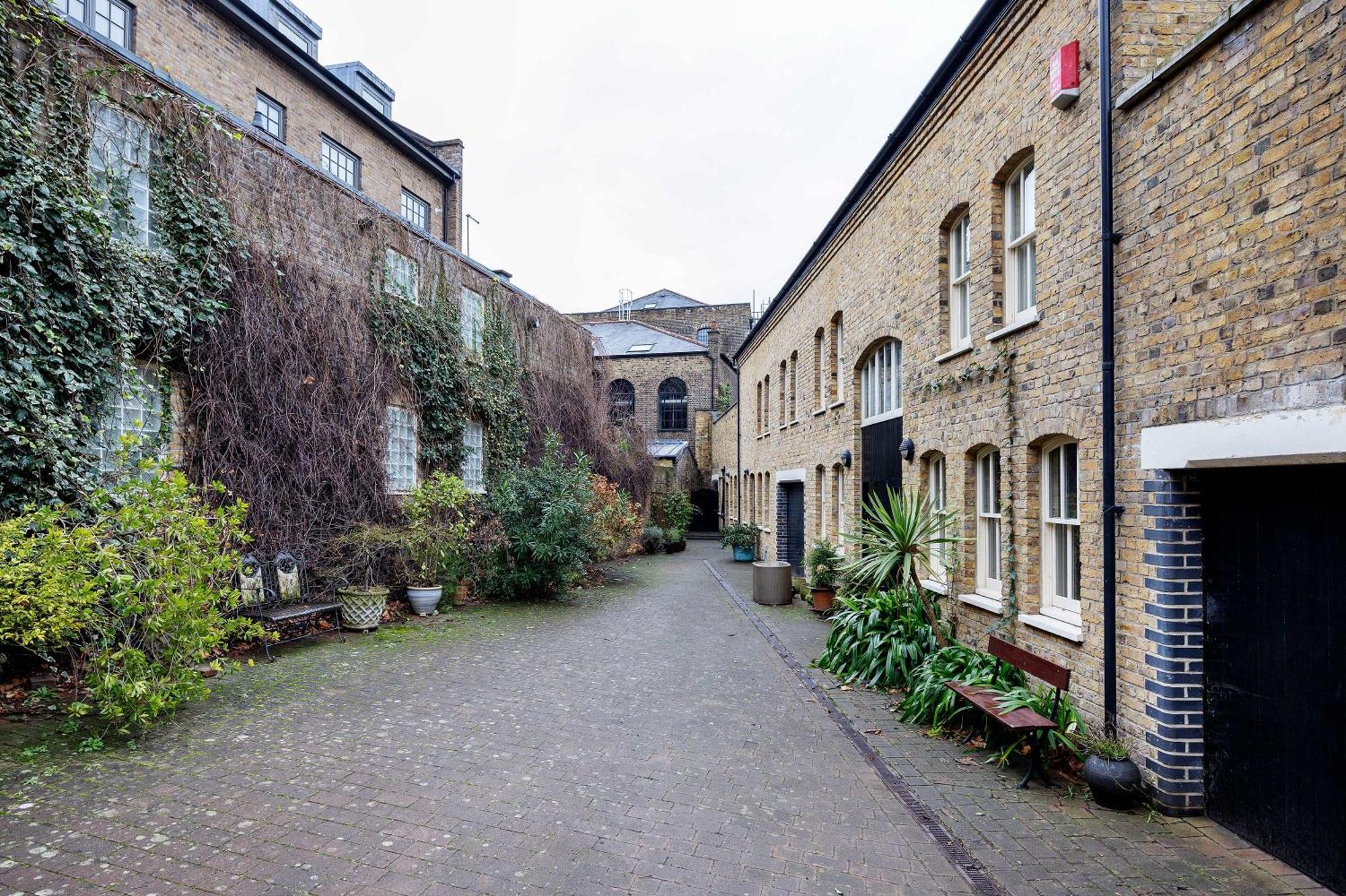 Veeve - Stables Mews Ferienhaus *