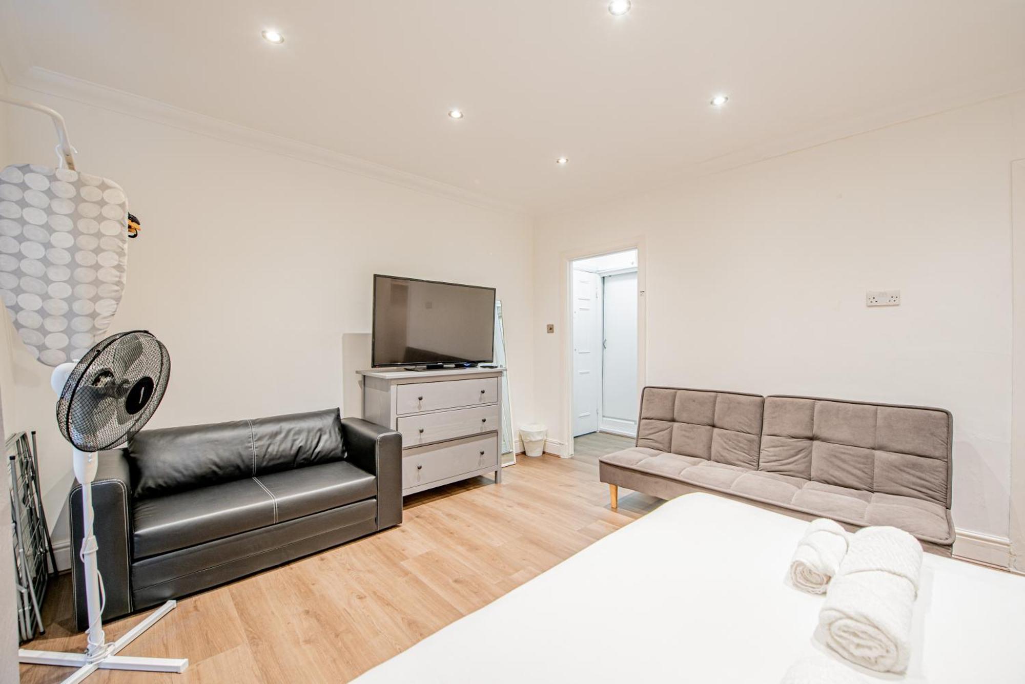 Stylish Elegant Hyde Park Flat Leilighet London