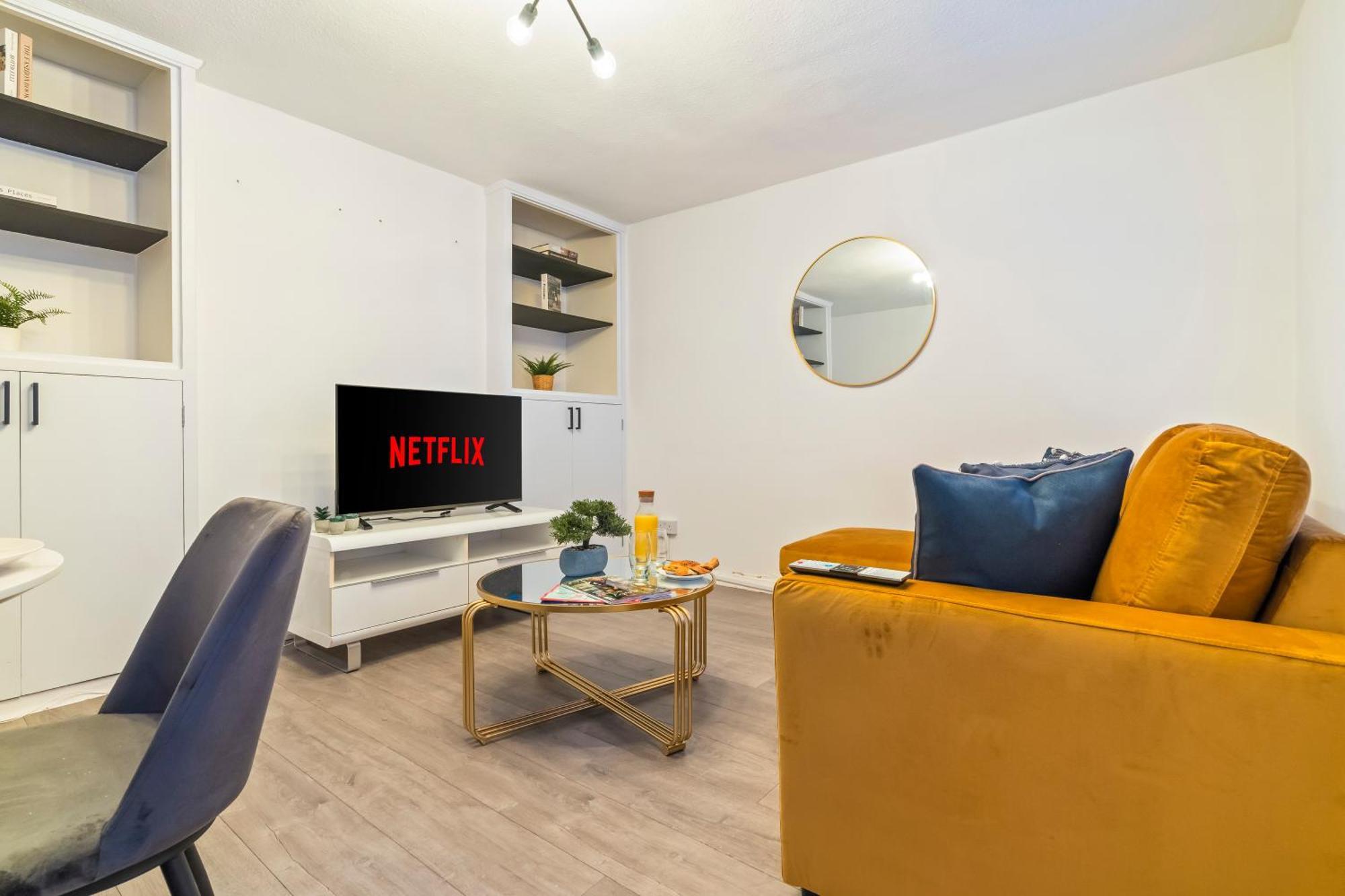 Stylish 2bed Fulham, Wifi, Parking Apartment