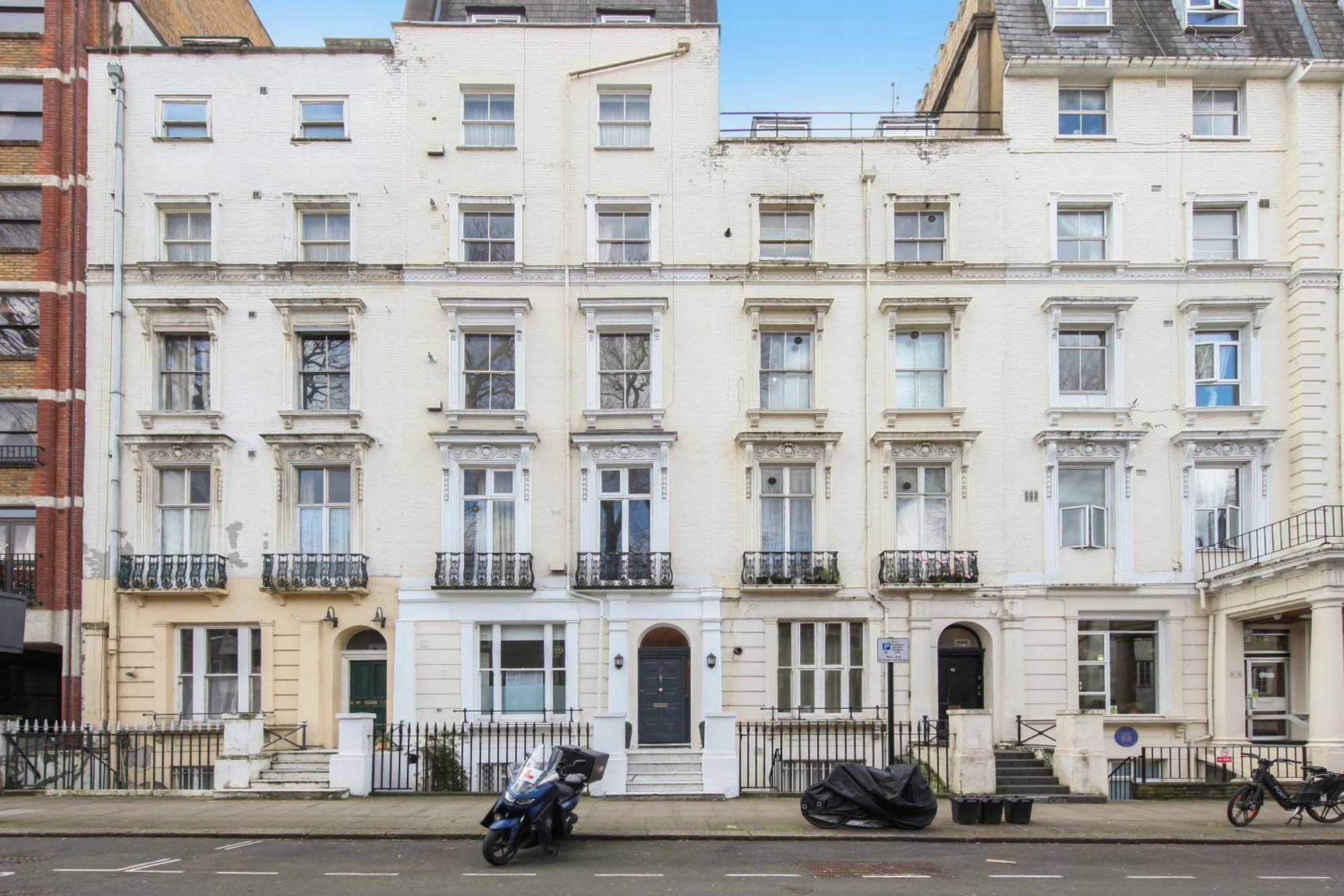 Chic 2br Loft-style In Queensway *