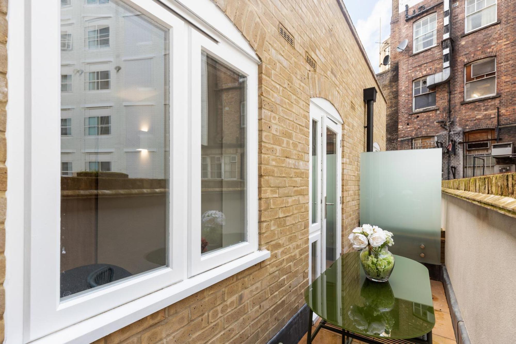 Luxury 2bed 2bath In Westminster 7ppl London