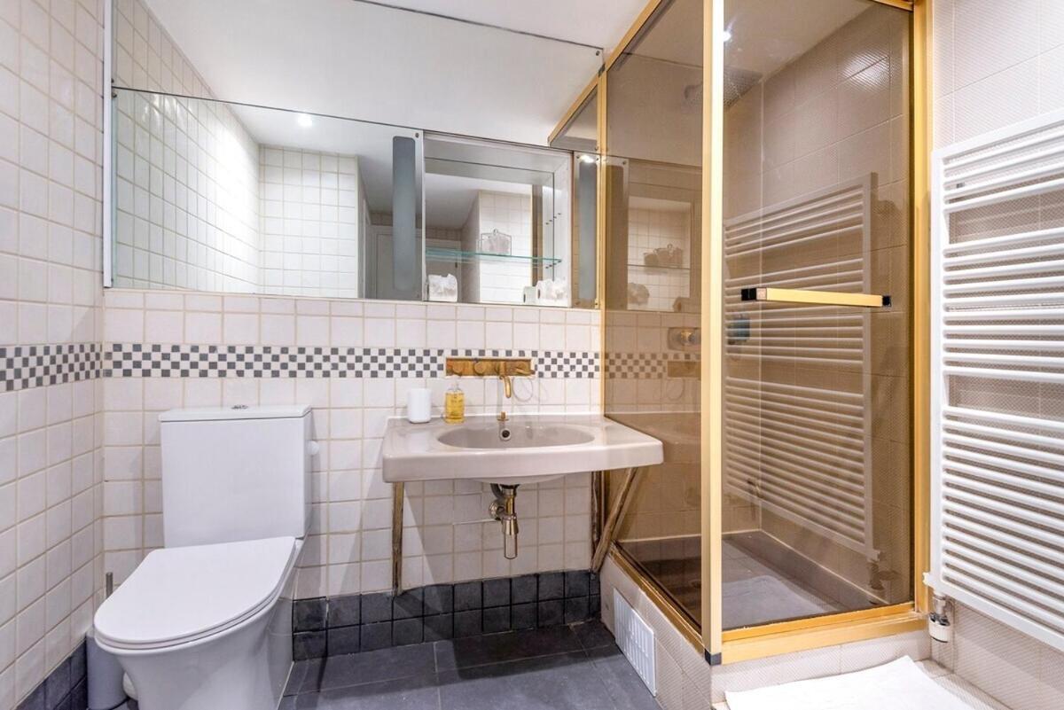 Mayfair Piccadilly Apartment * London