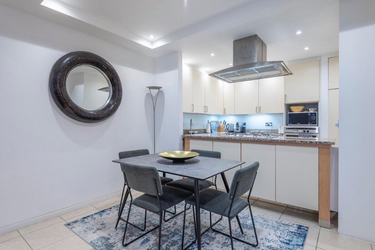 Mayfair Piccadilly Apartment *