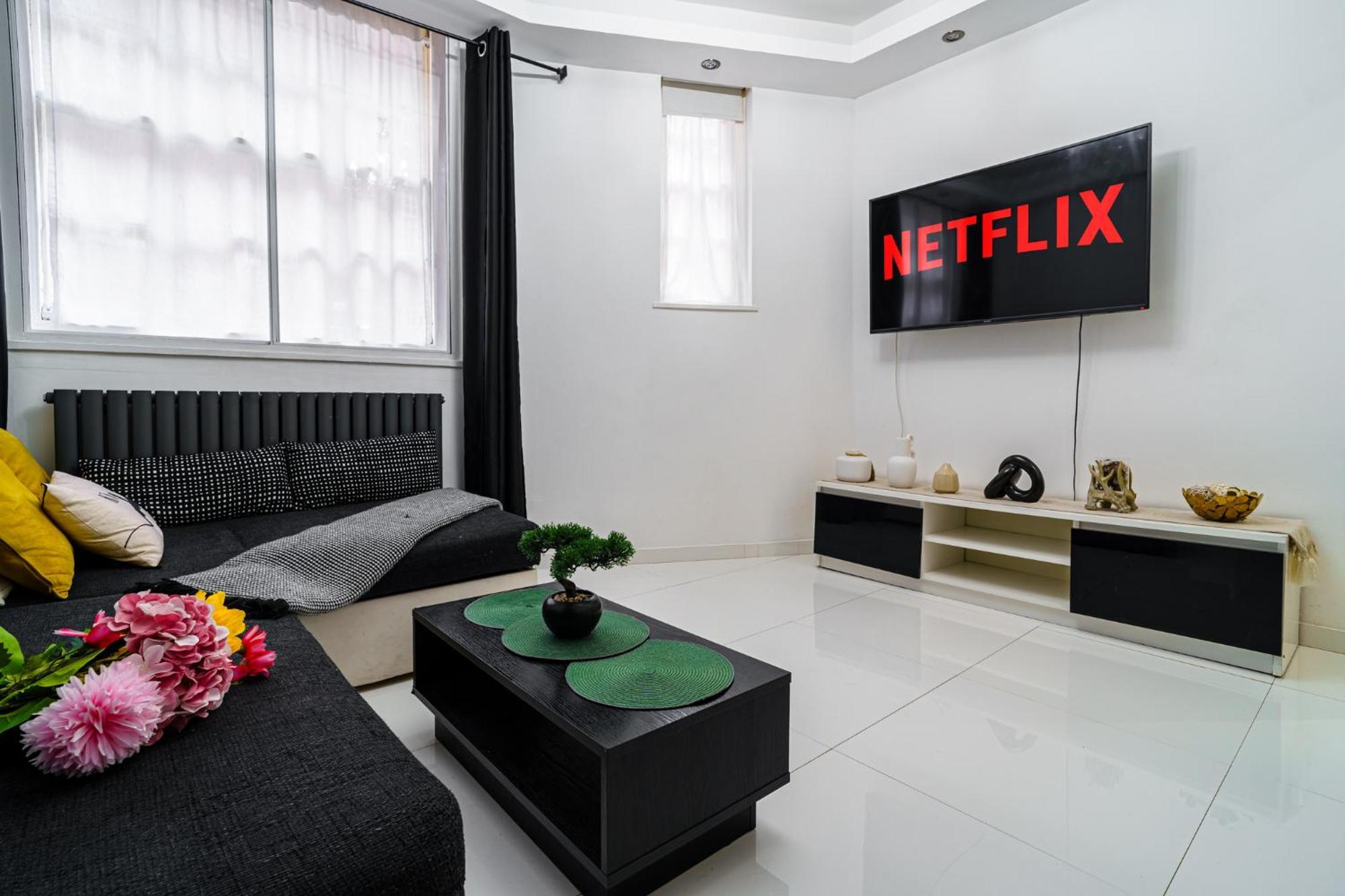 Stylish 2 Bedroom In Shoreditch - * Londen