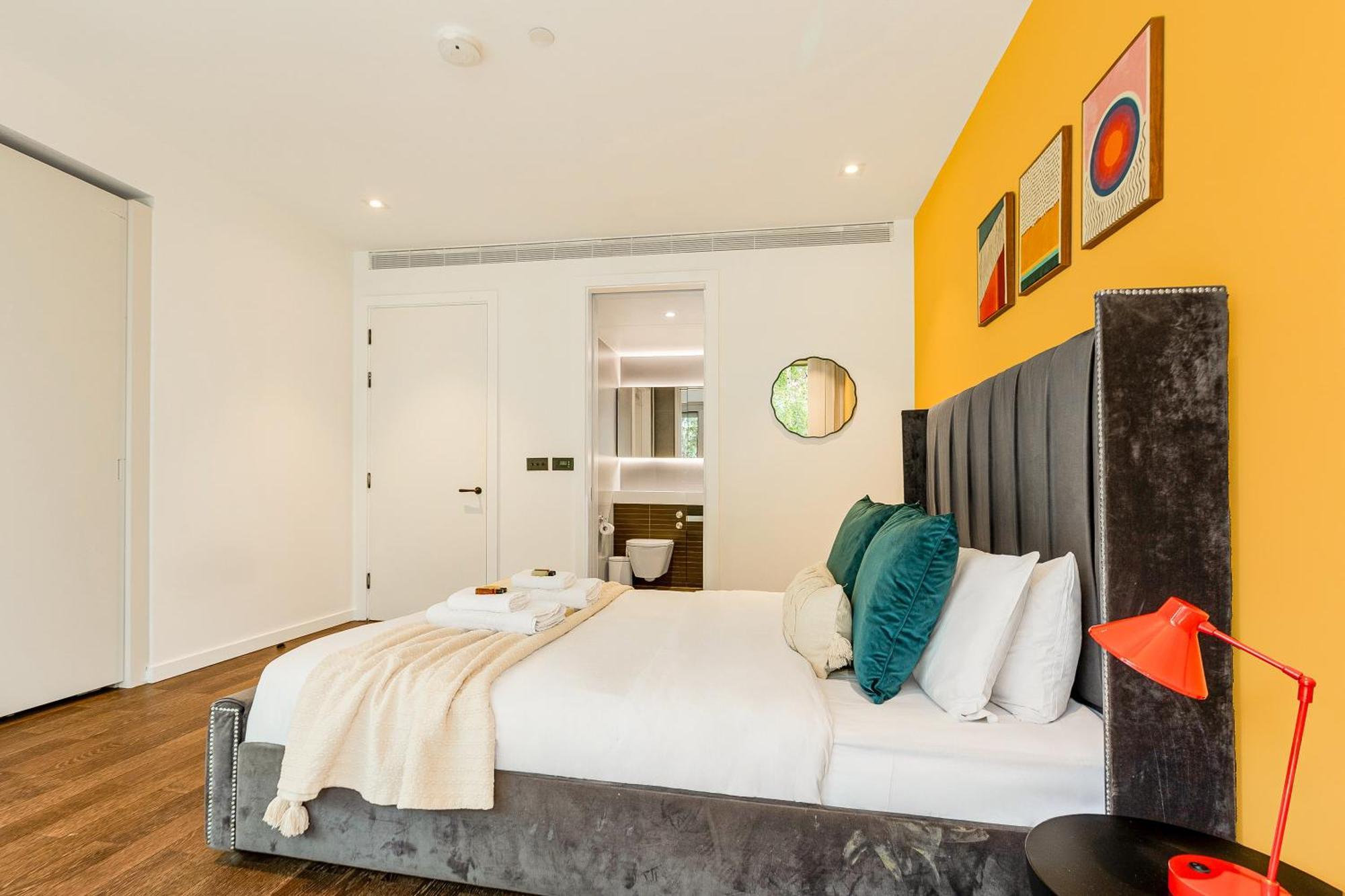 Apartment Radiant 2bdr With Balcony In Luxury Building *