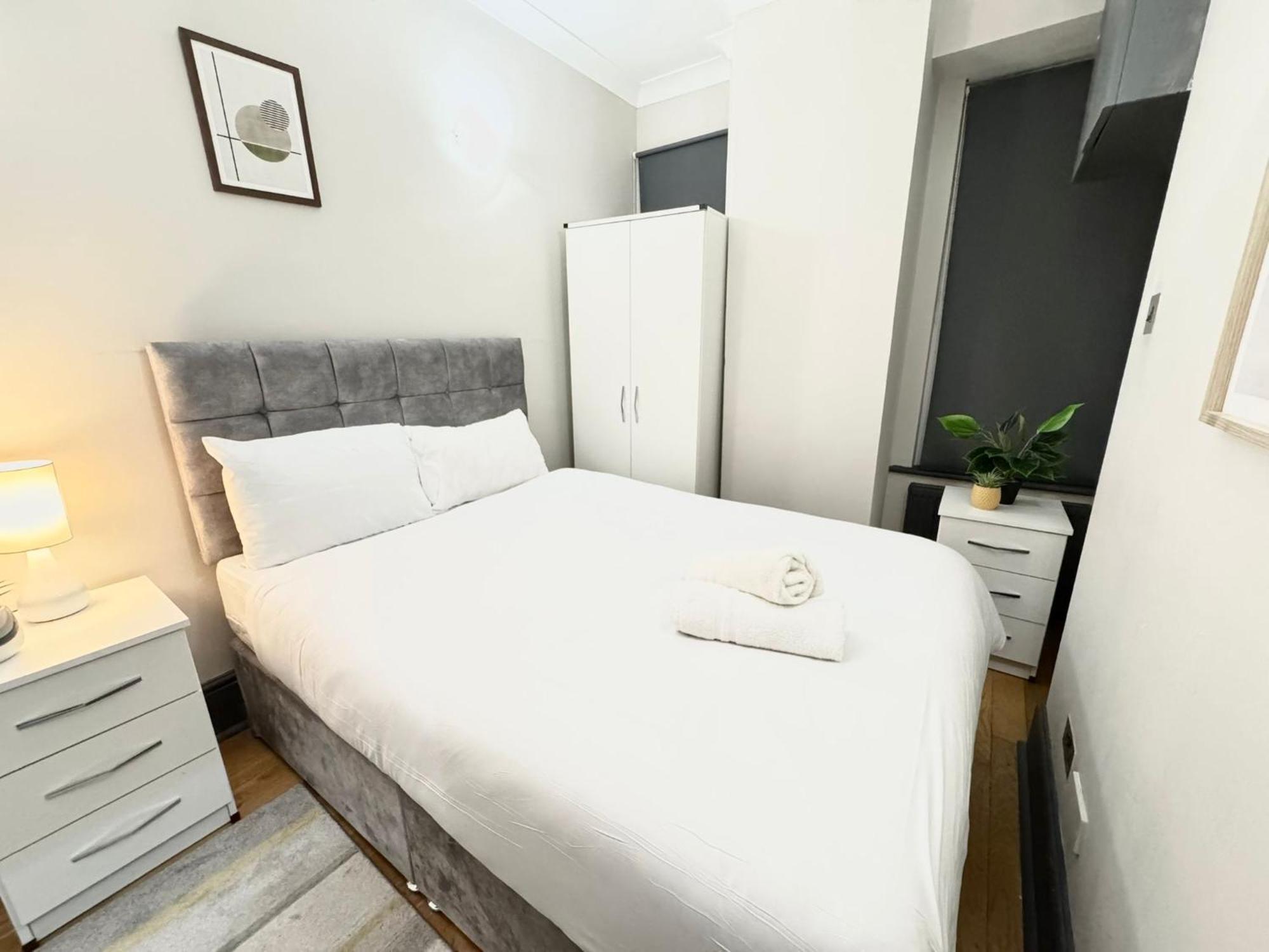 Spacious Hyde Park Family London