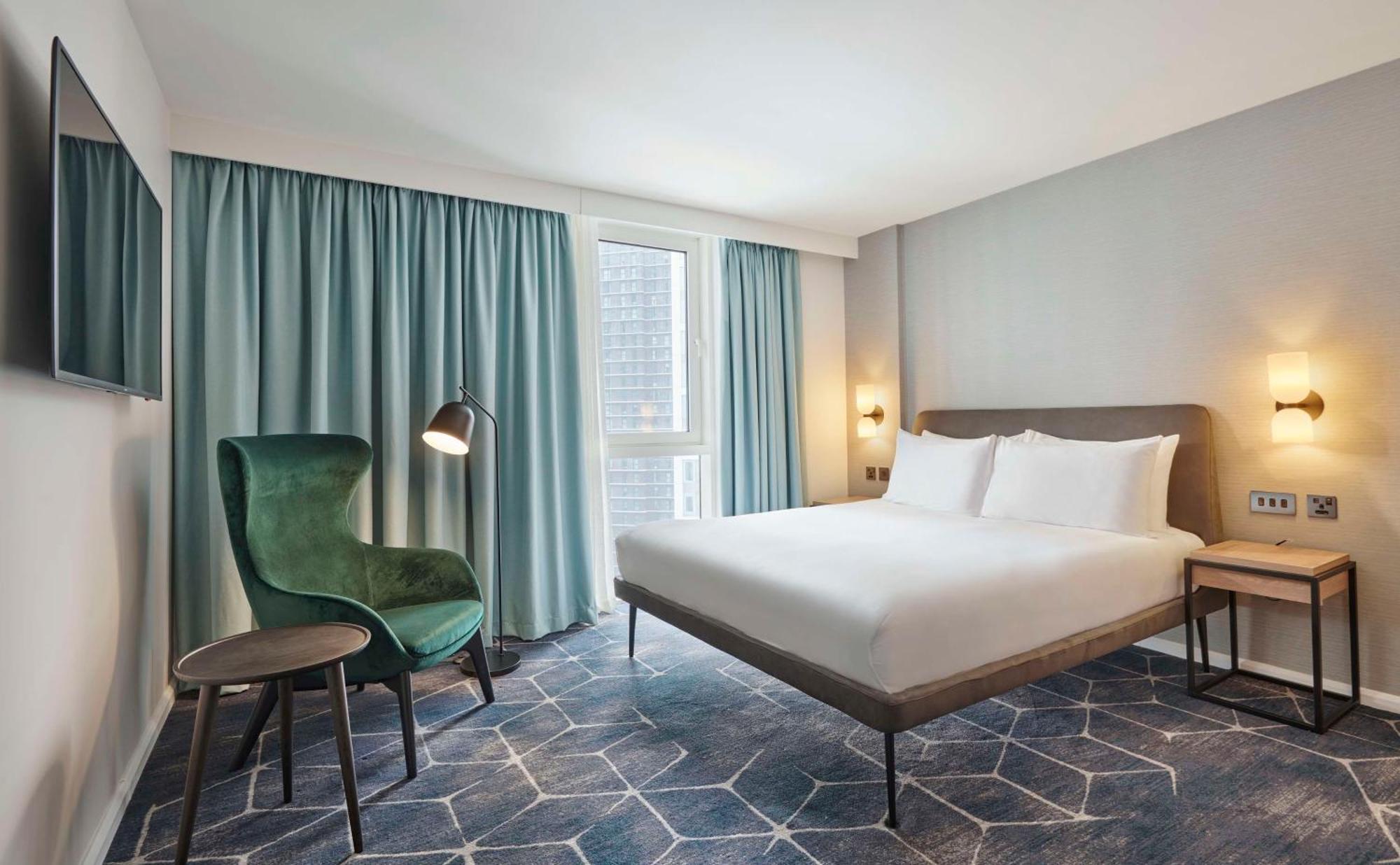 Hyatt House Stratford - 4*