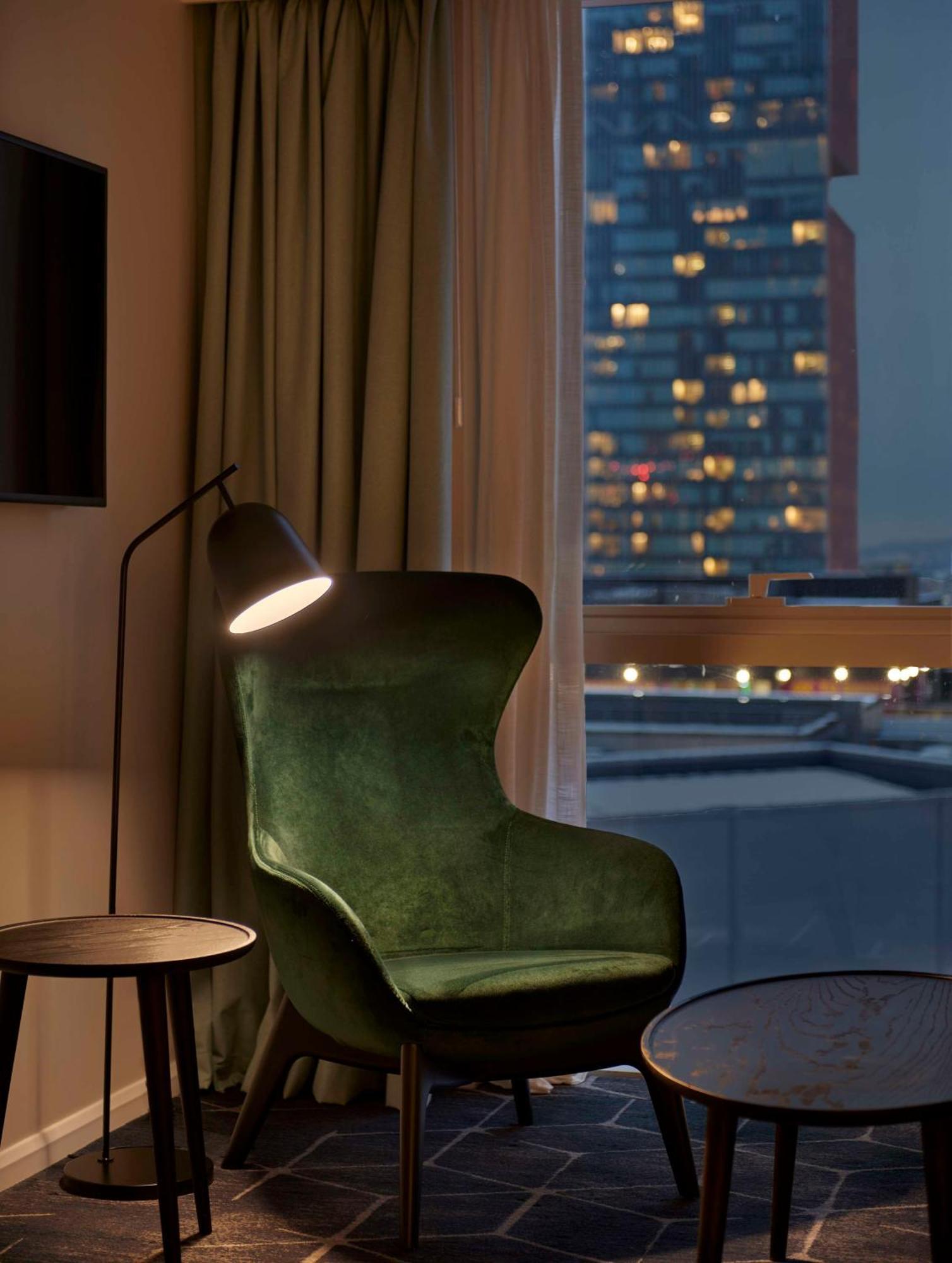 Hyatt House Stratford - 4*