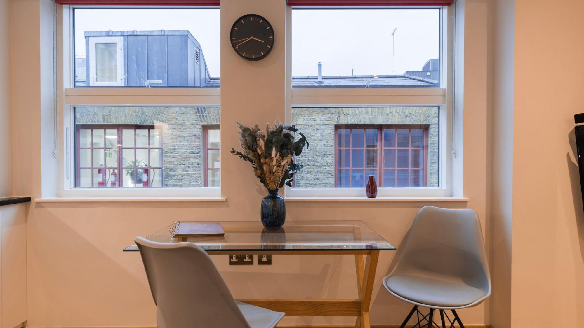 Barbican Serviced By Lovelystay Apartment *