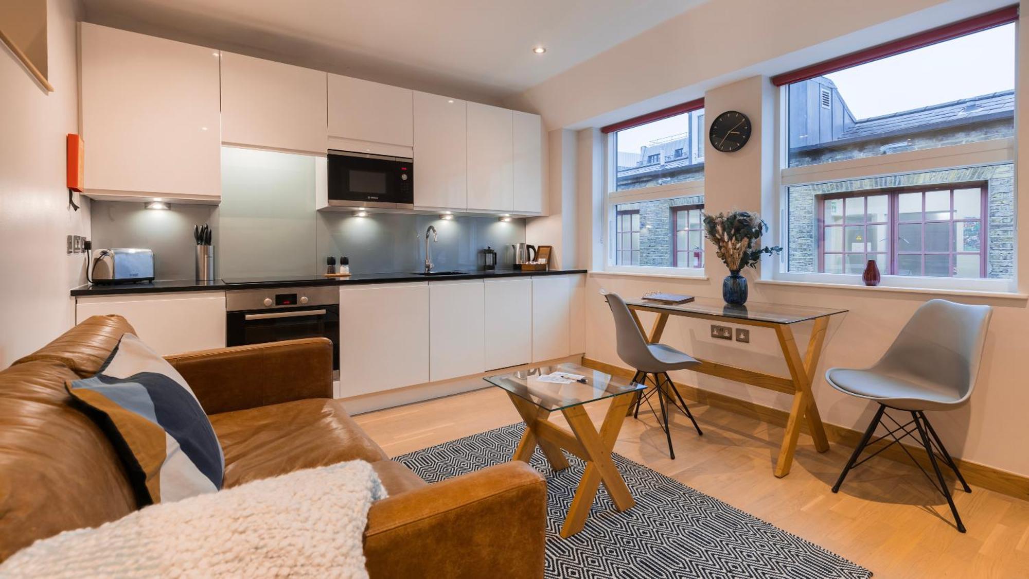 Barbican Serviced By Lovelystay * London