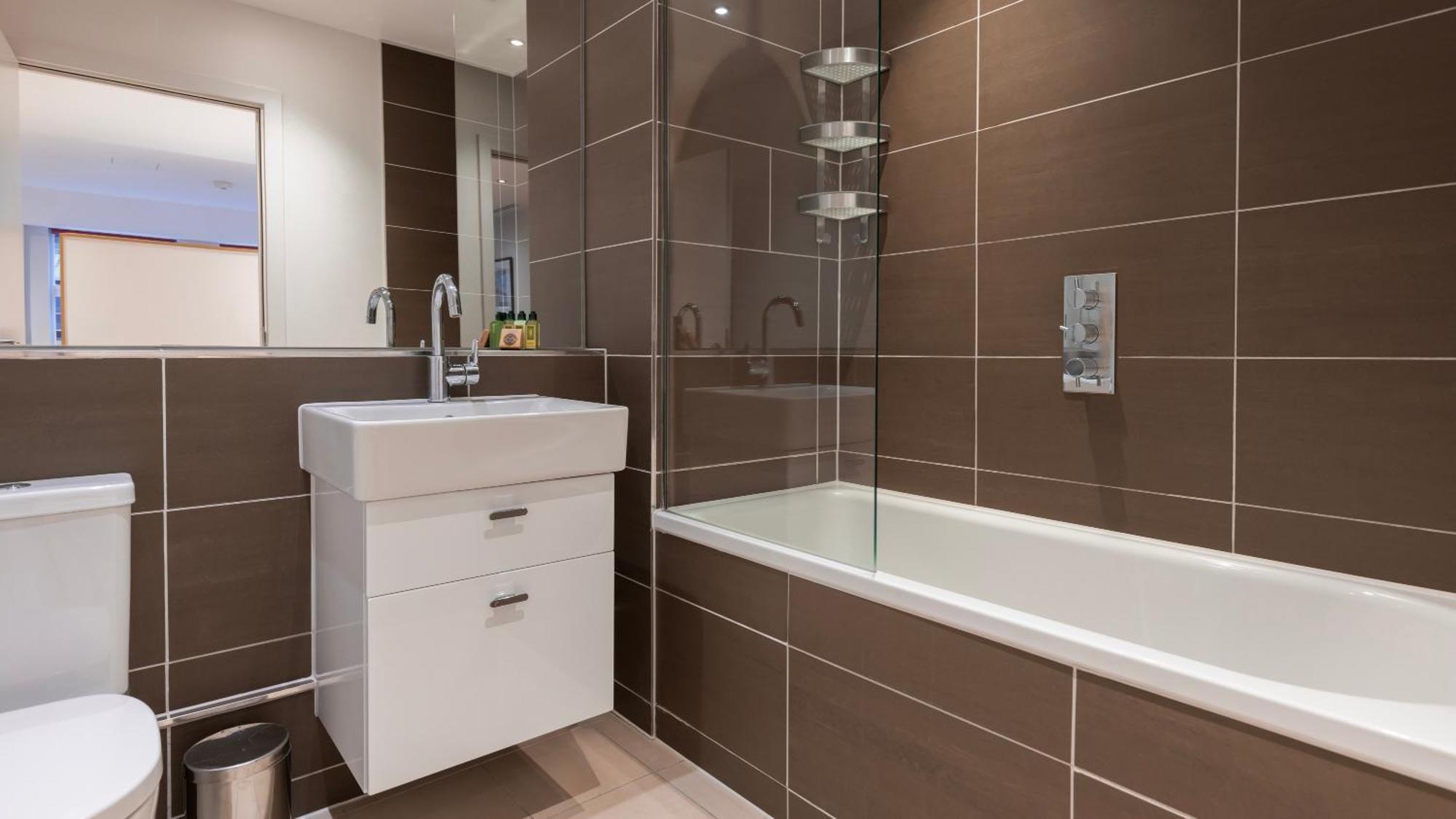Apartment Barbican Serviced By Lovelystay