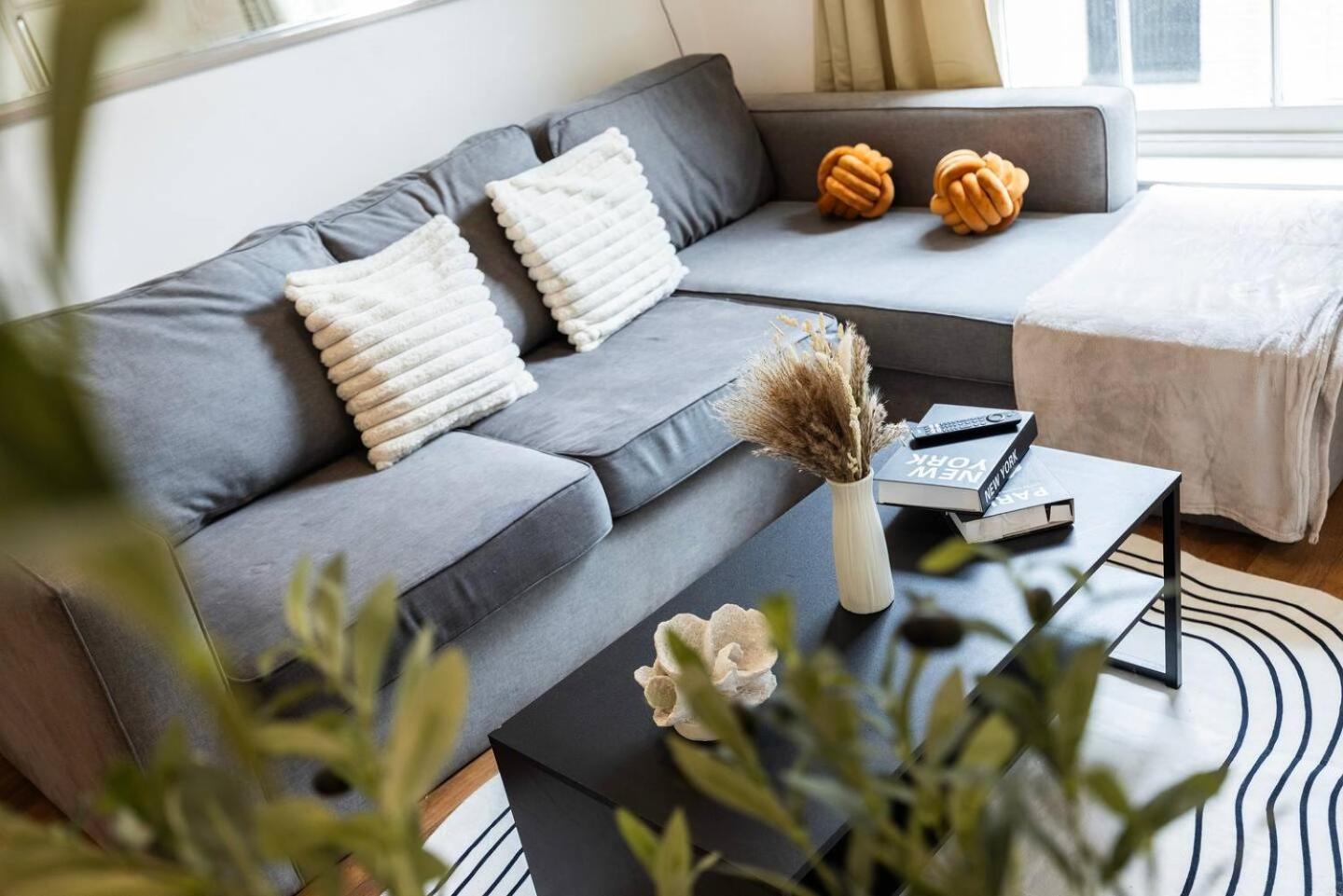 Ferienhaus Spacious 2 Bedroom Old Street - Sleeps 6 London