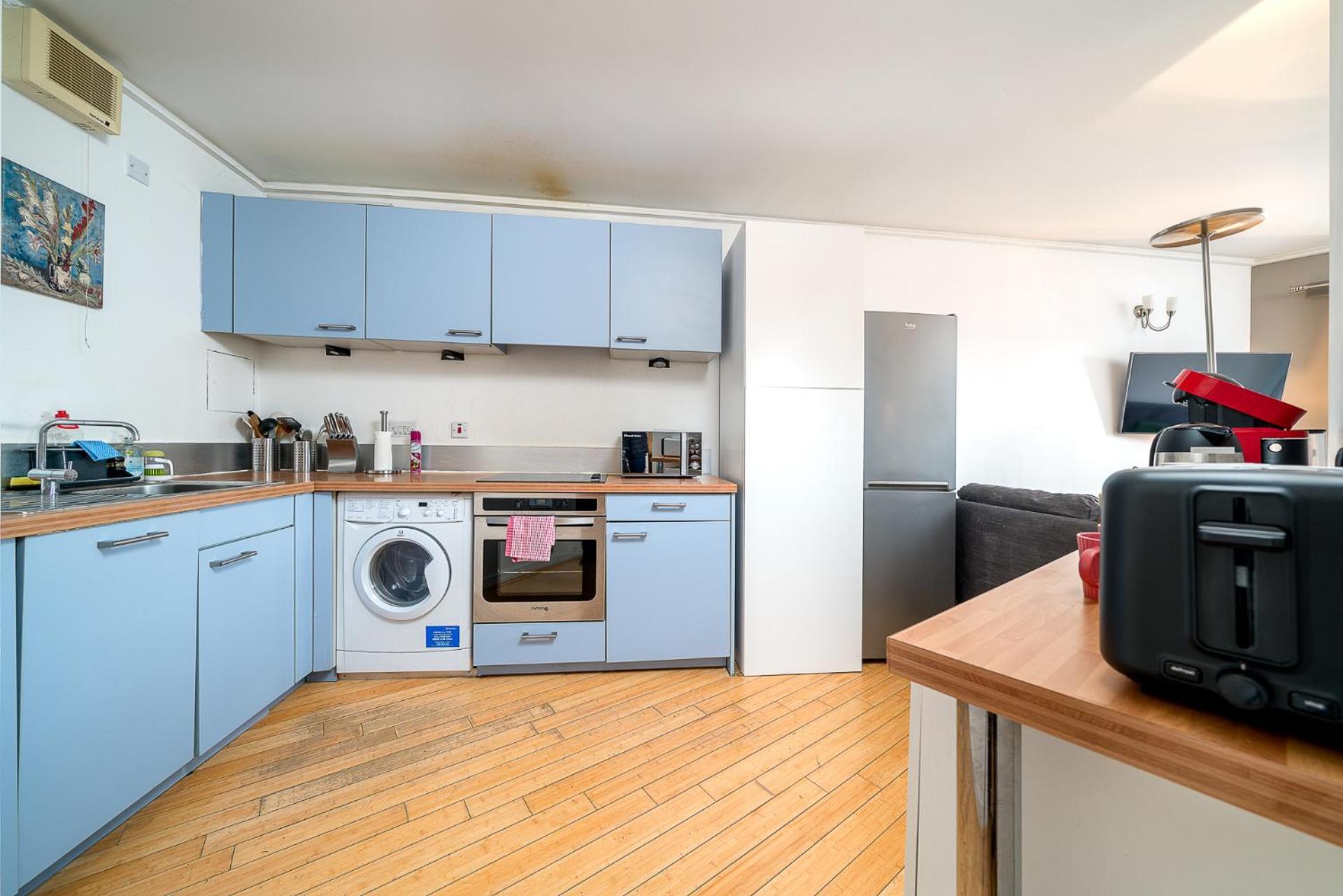 Appartement Lovely 3bd Flat, Parking, Sleeps Six Close To O2 *