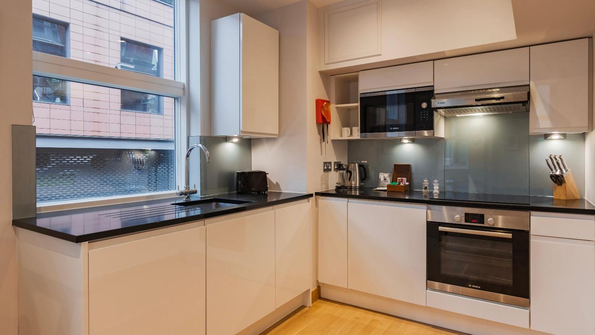 Barbican Serviced By Lovelystay London