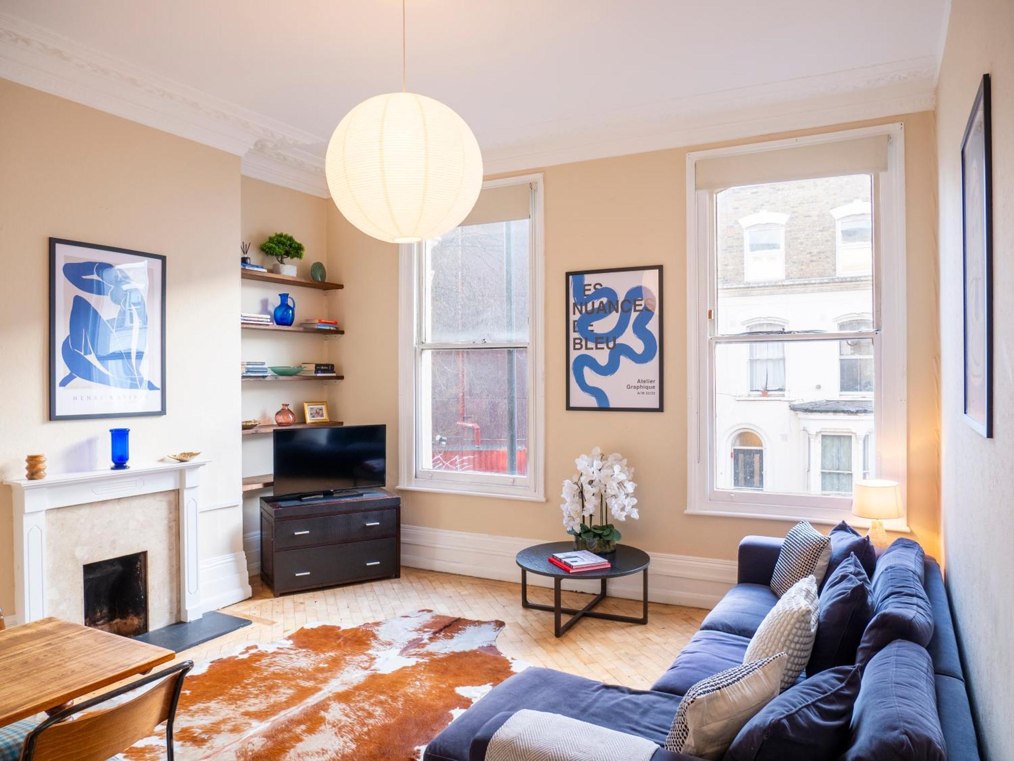 Bright Spacious Location! Apartment *