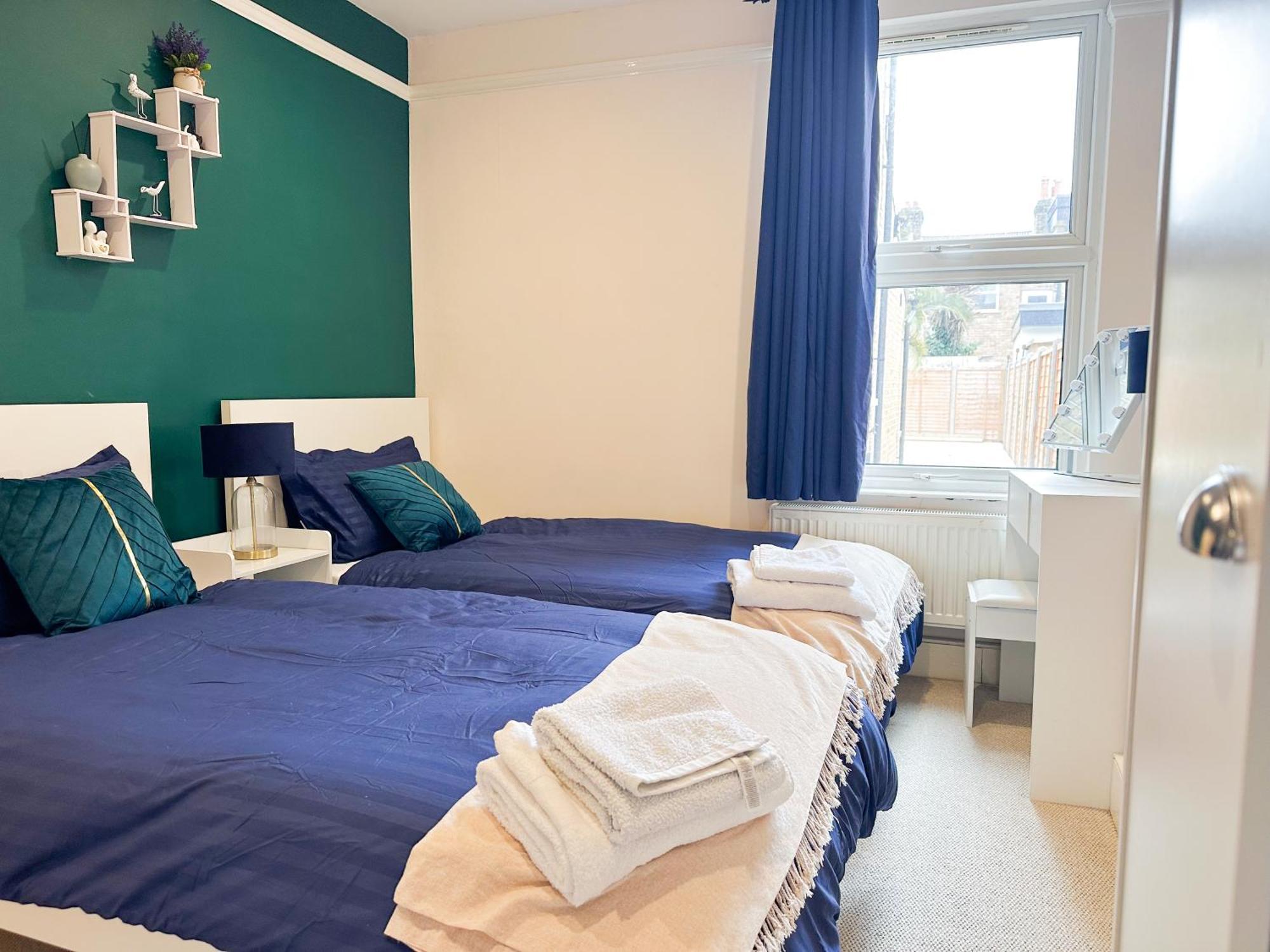 Beautiful 2 Bedroom With Private Garden In Wimbledon - Minutes From Appartement