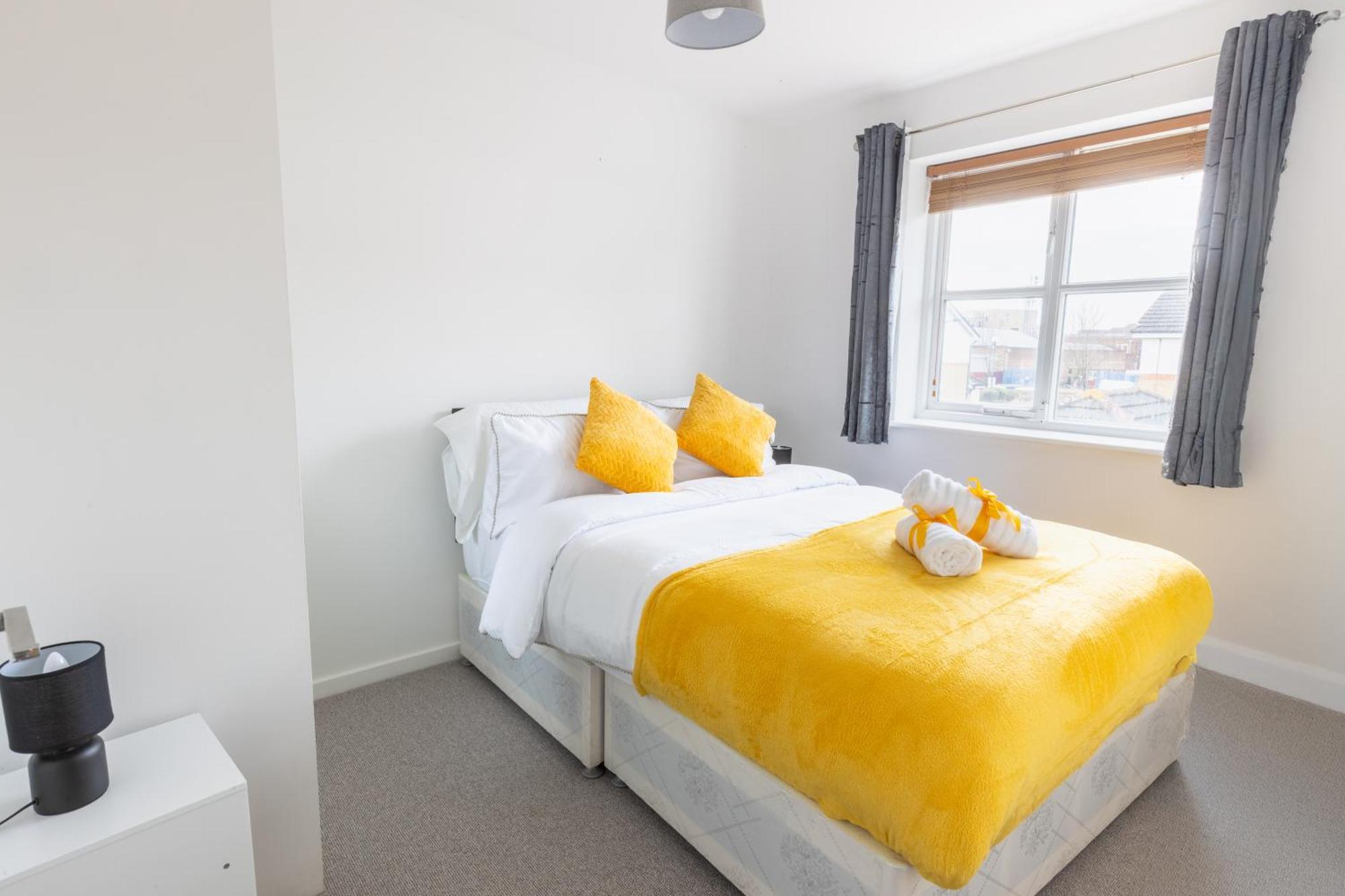 2-bed - Long London