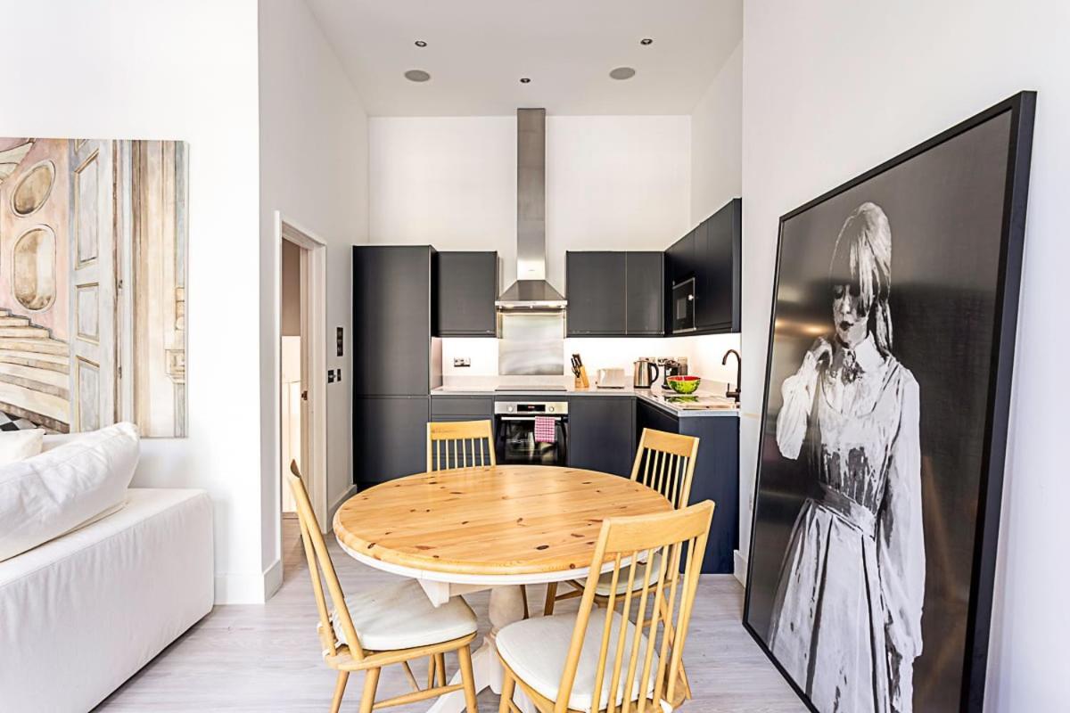 Elegant Three Bed In Earls Court Leilighet London