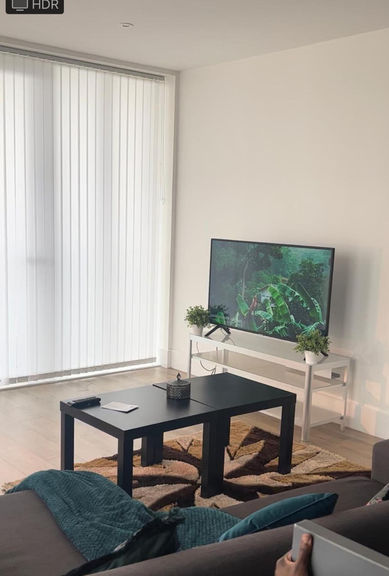 Modern Hi-rse 1bedroom Apartment *