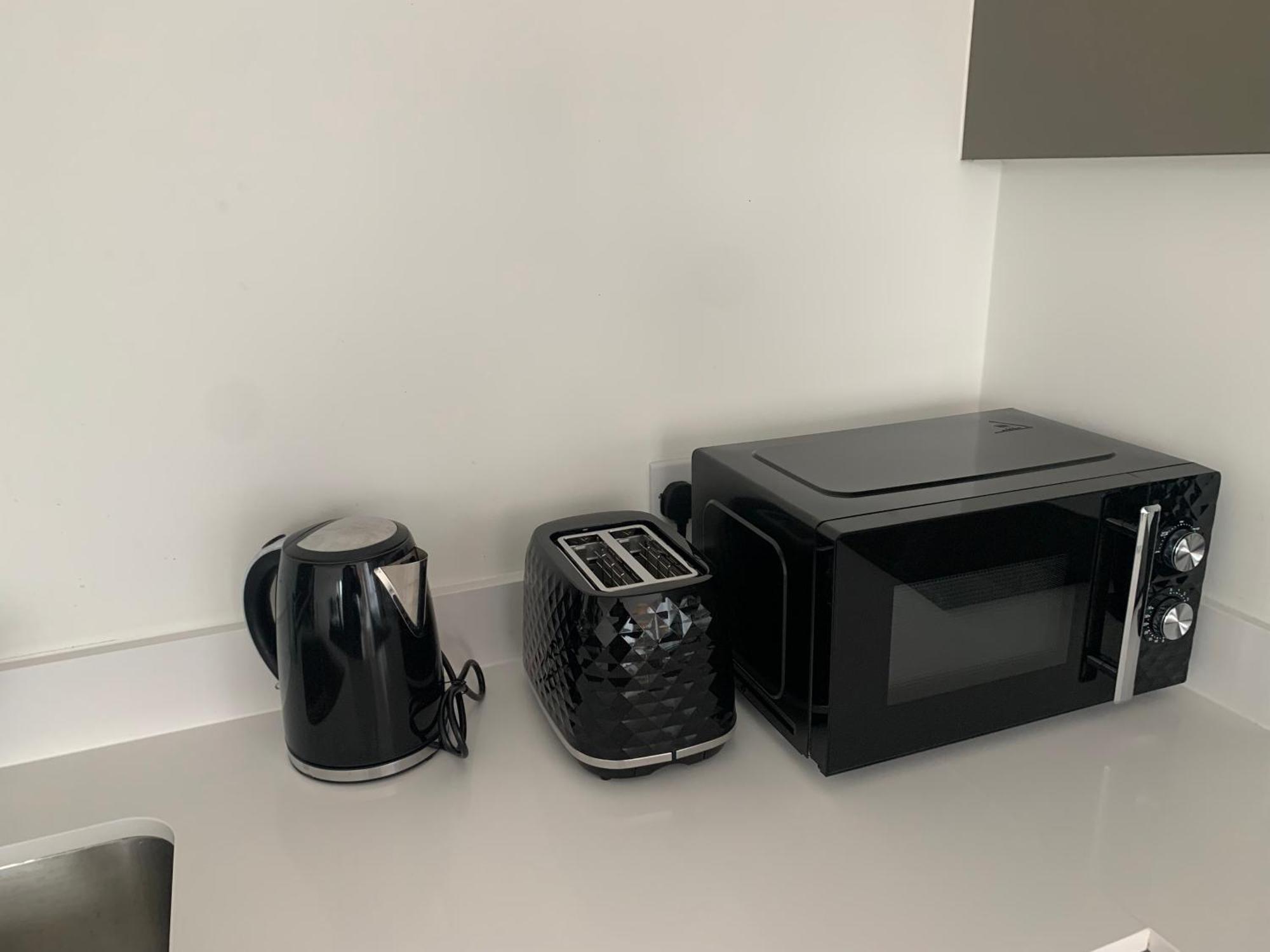 Modern Hi-rse 1bedroom Apartment *