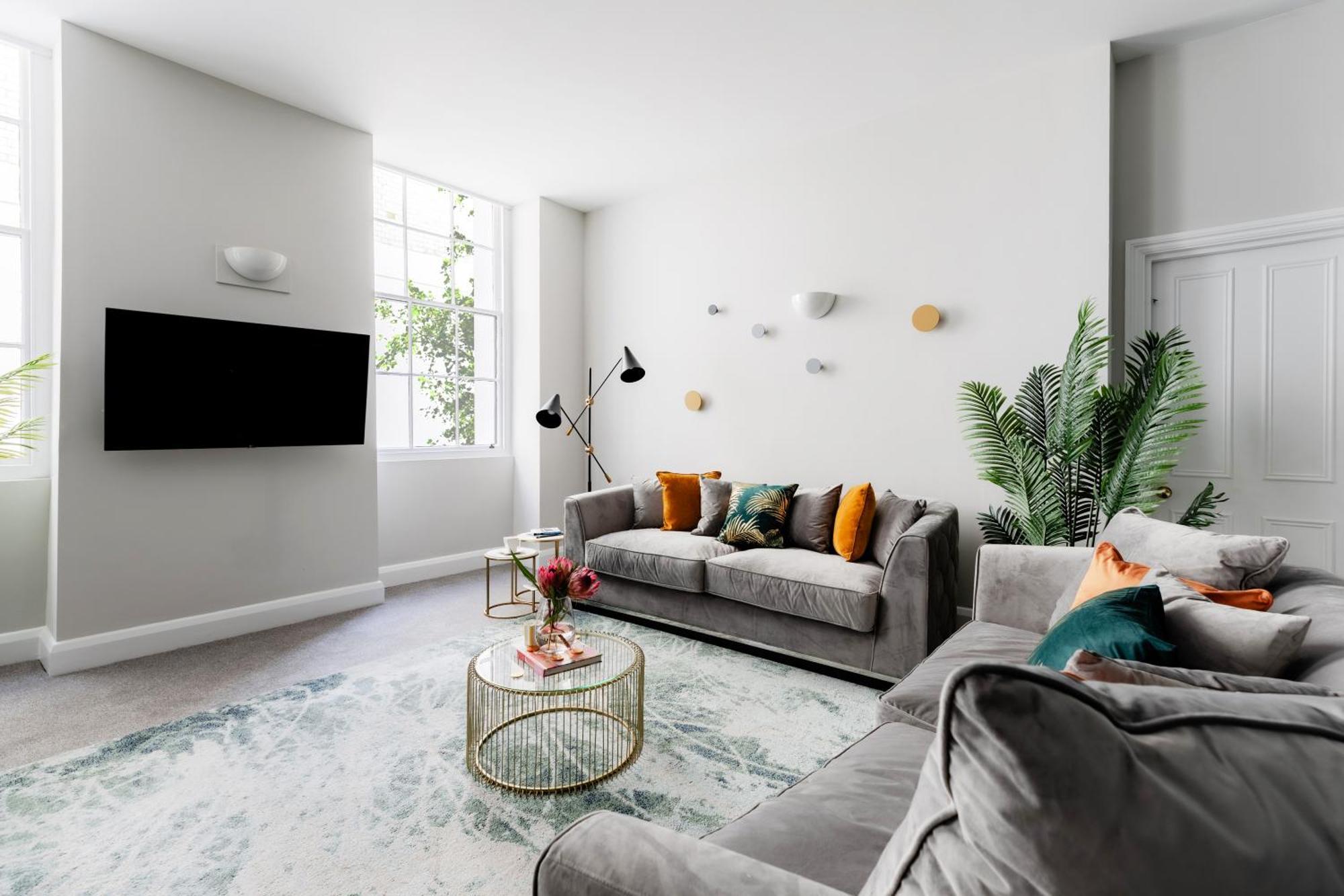 Off Oxford Circus! Large Unique Artist's Family And Friends Apartamento