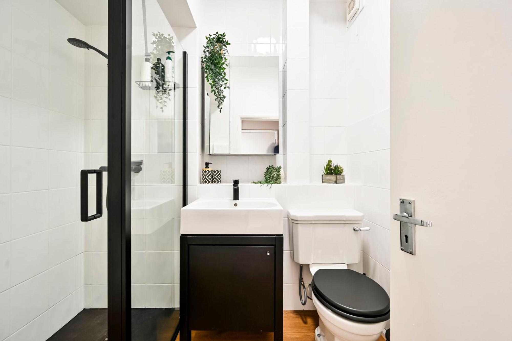 Apartment Newly Renovated 2-3 Bed Flat In Fulham By The Thames