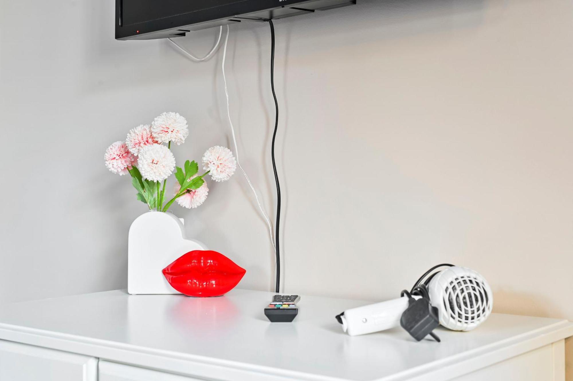 Newly Renovated 2-3 Bed Flat In Fulham By The Thames Apartment London