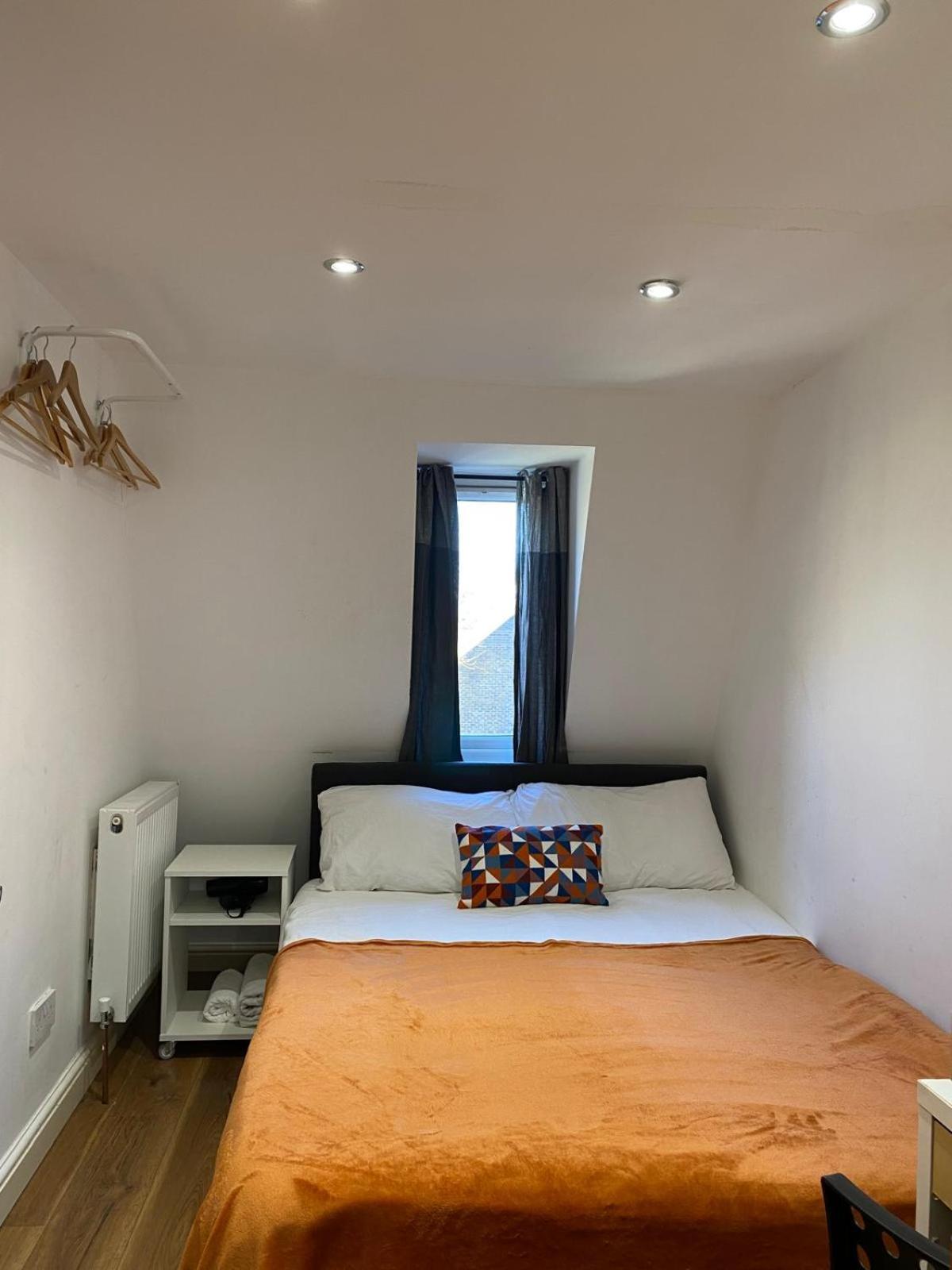 Fabulous Private Bedrooms Near Euston Station, Central London Habitación en casa particular *