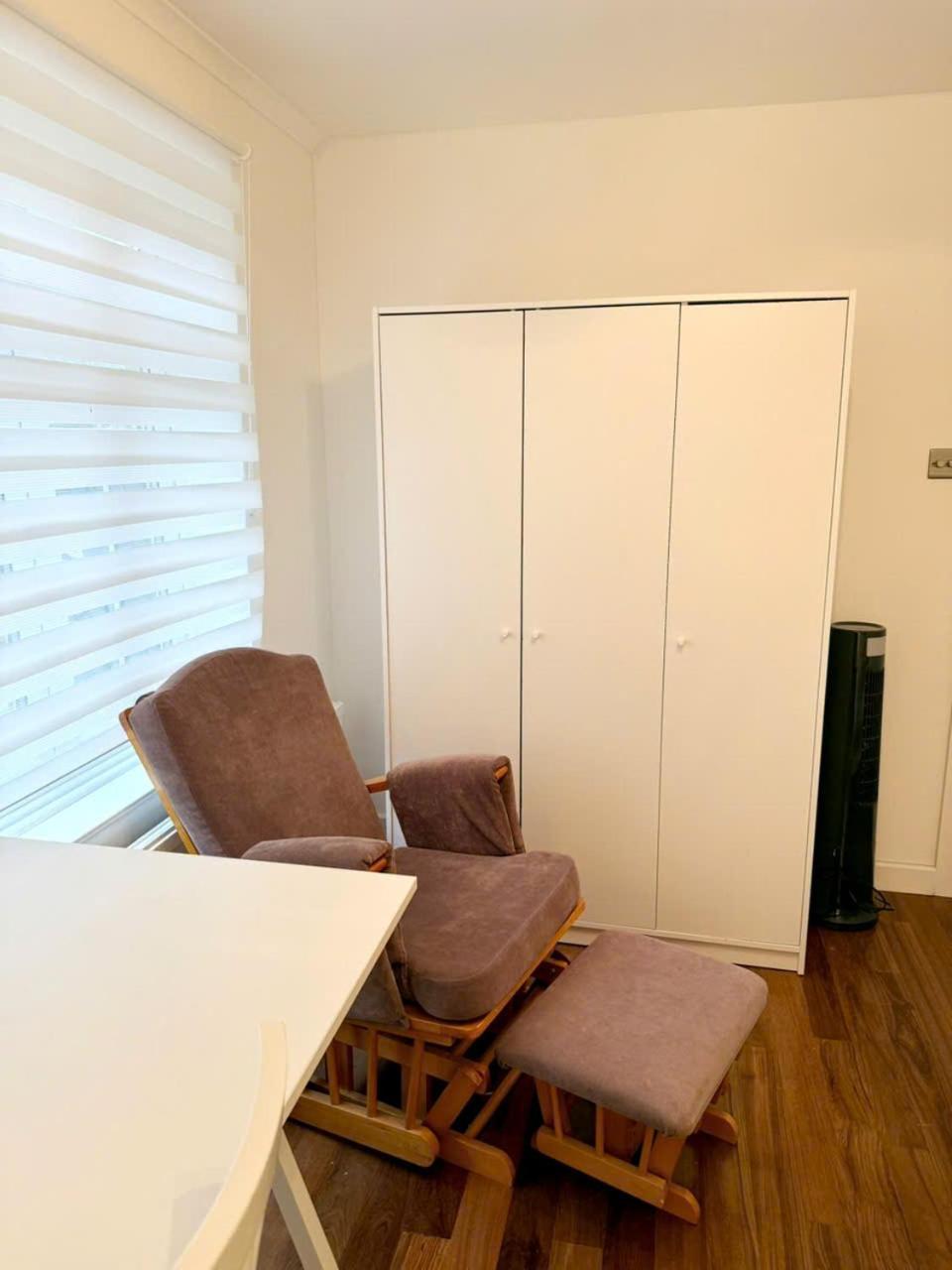 Apartment Cozy House Tower Bridge Station Walk London