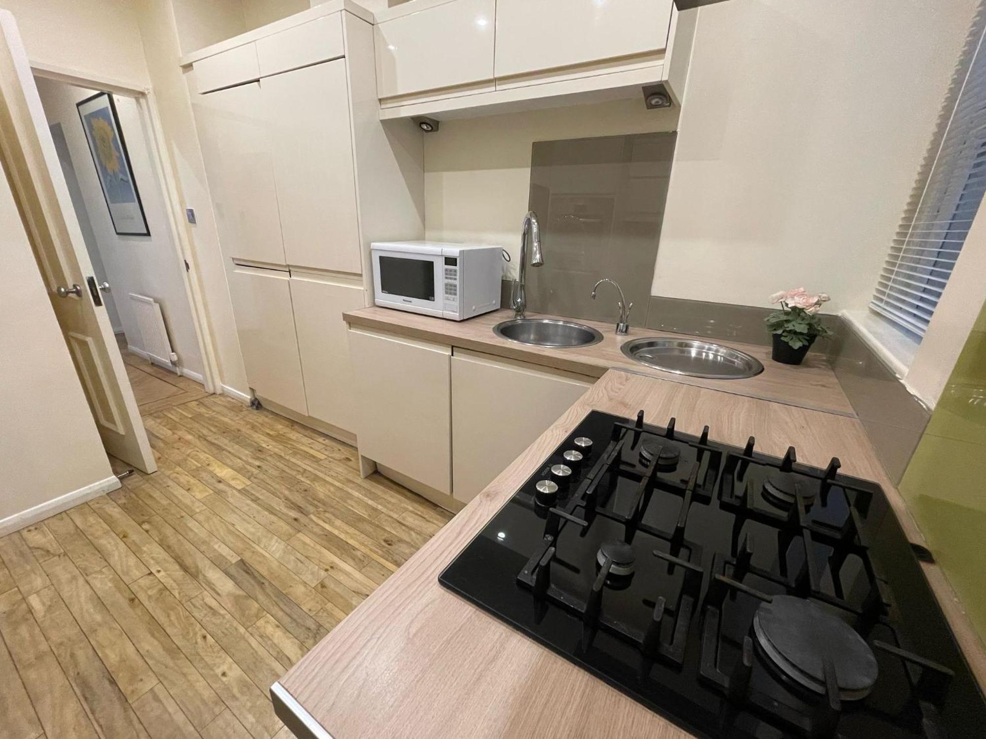 5 Bedroom 4 Bathroom 1 Reception House In Marylebone W1 Apartment